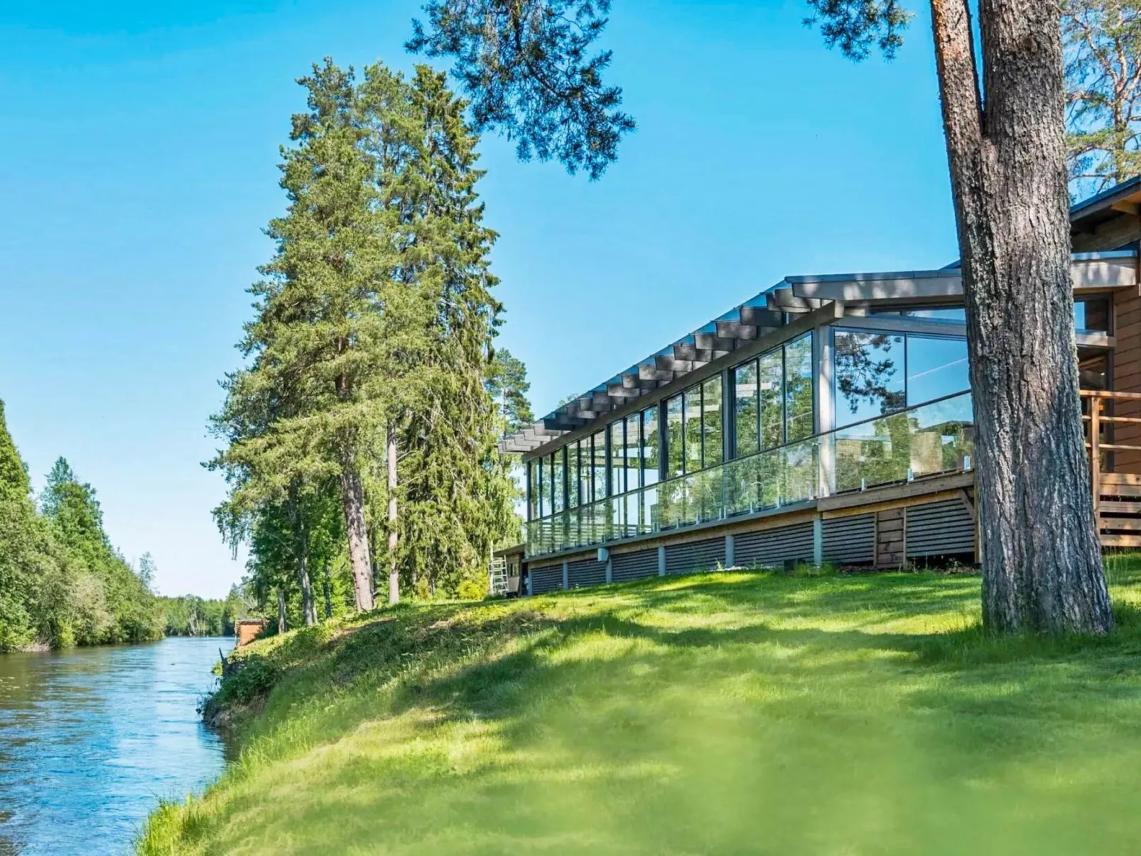 Kartanohuoneisto heikki-Dedans