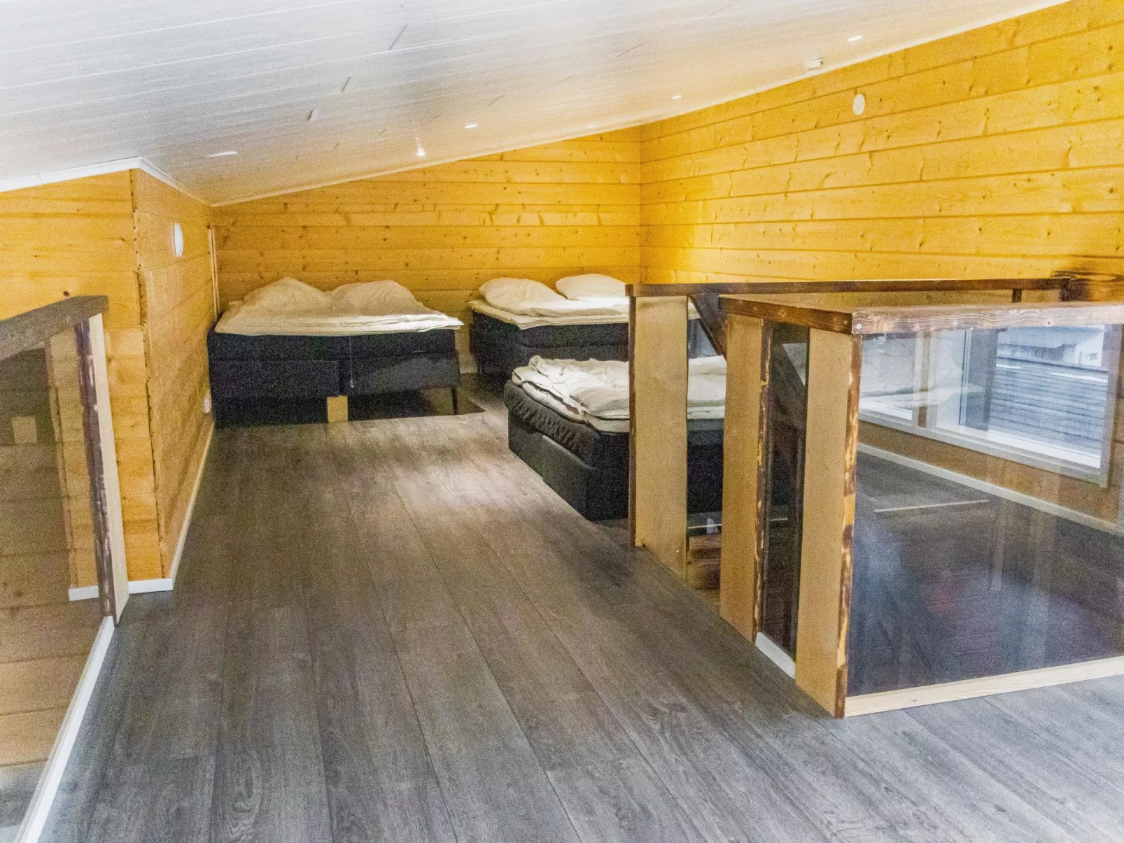 Ellivuori west 1-Dedans