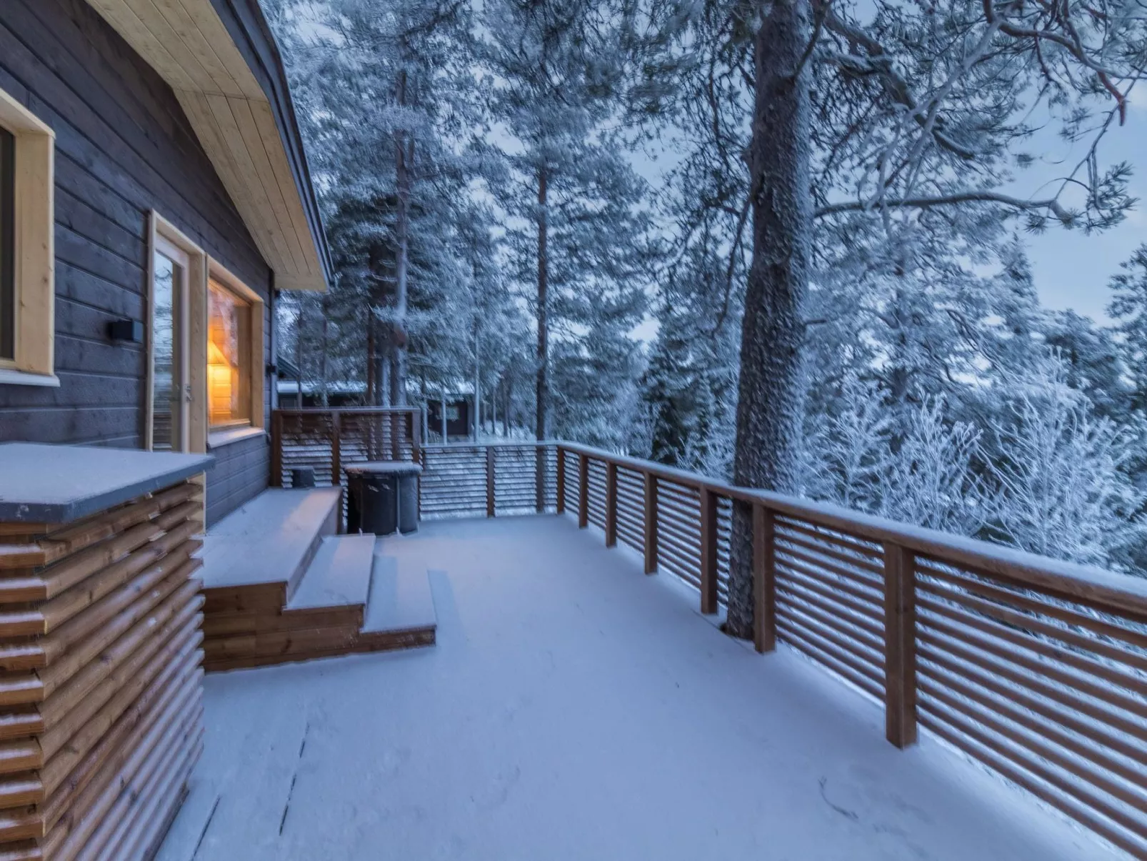 Kelokaltiokylän maja 22-Dedans