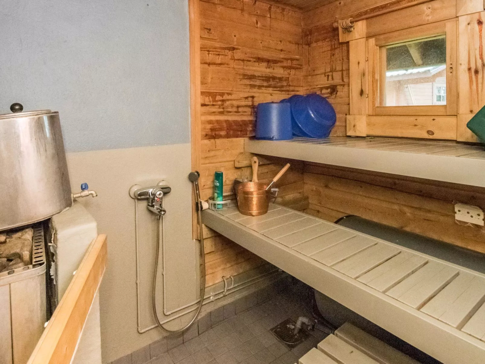 Auringonlasku-Drinnen