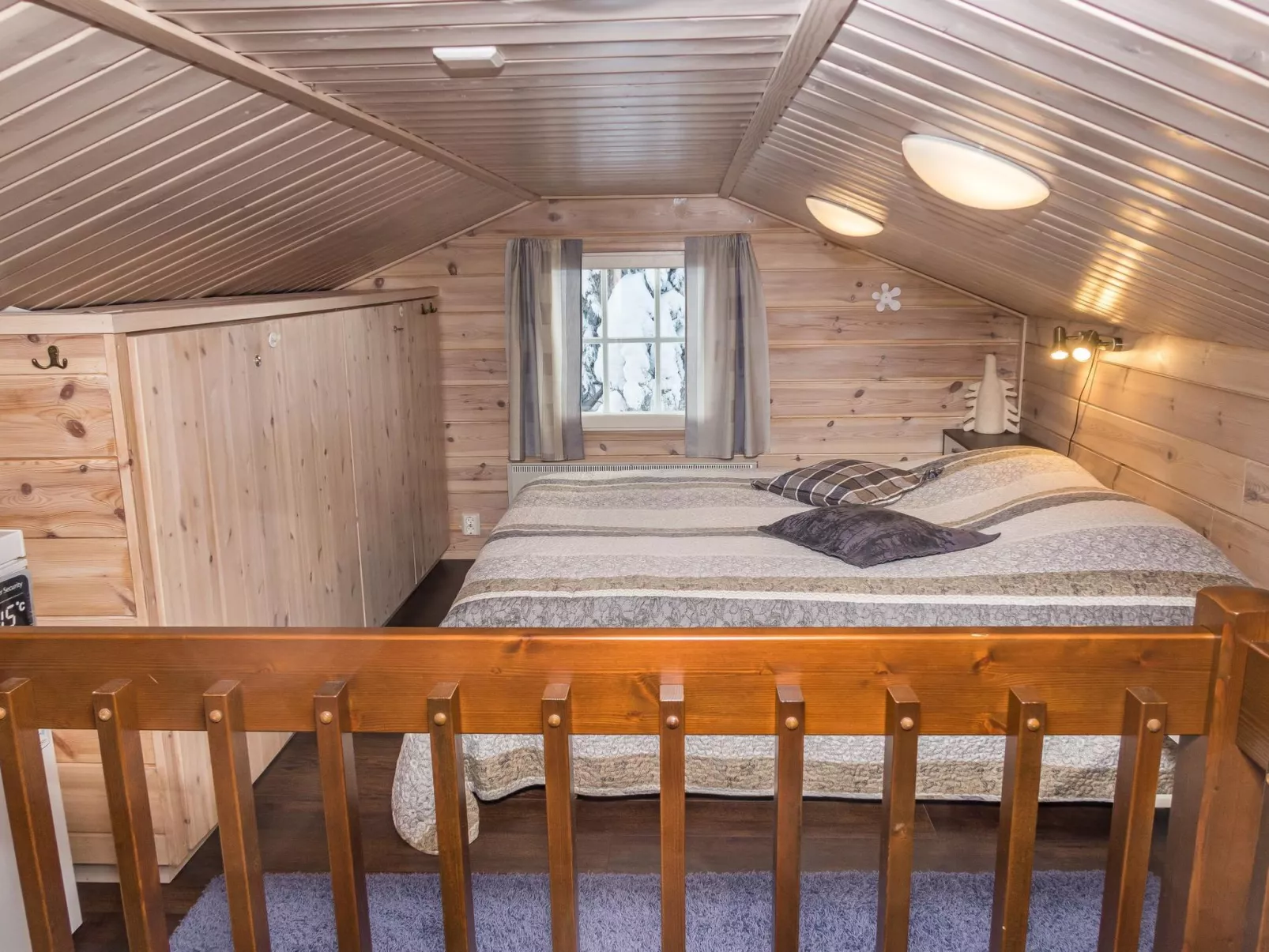 Vuosselinhovi c-Drinnen