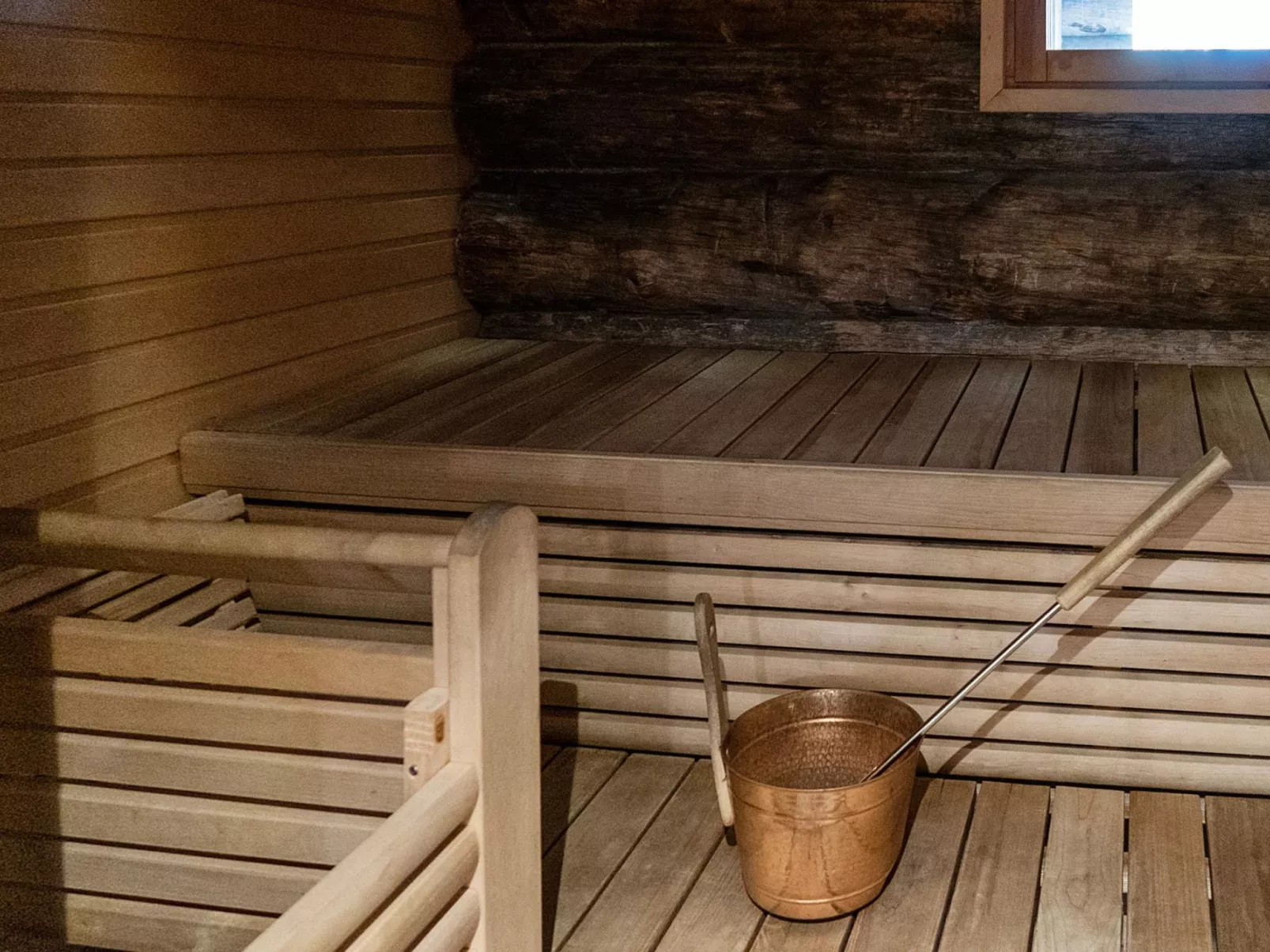 Vuokatinportti a 9-Inside