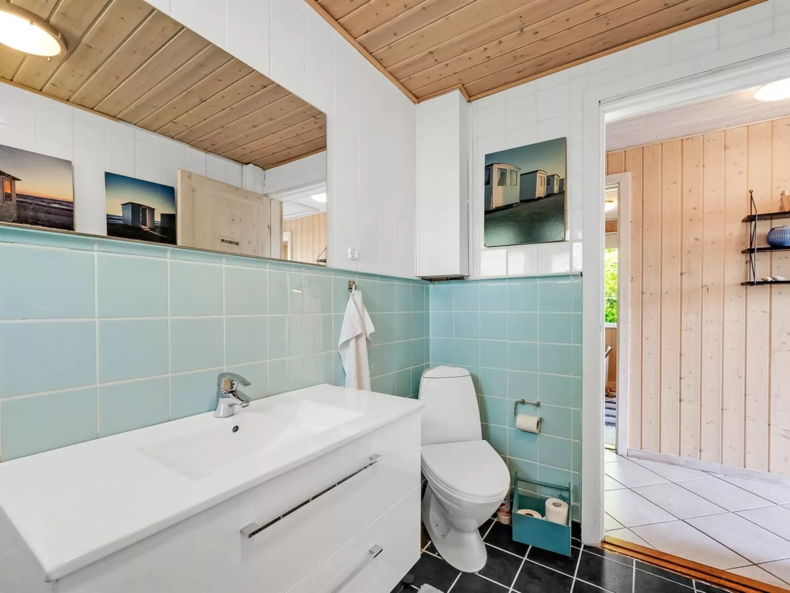 "Fido" - 500m to the fjord-Inside