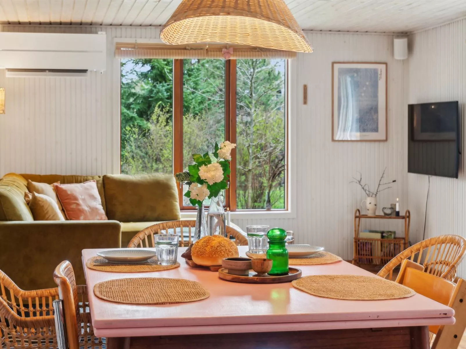 "Tatyana" - 1.6km from the sea-Inside