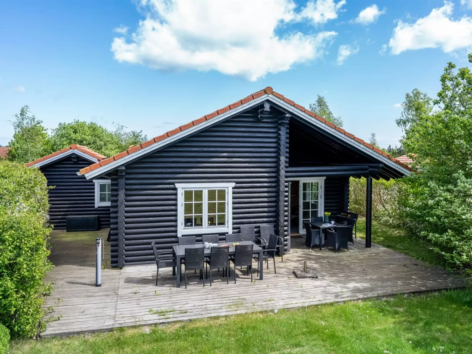 "Edzard" - 900m from the sea-Outside