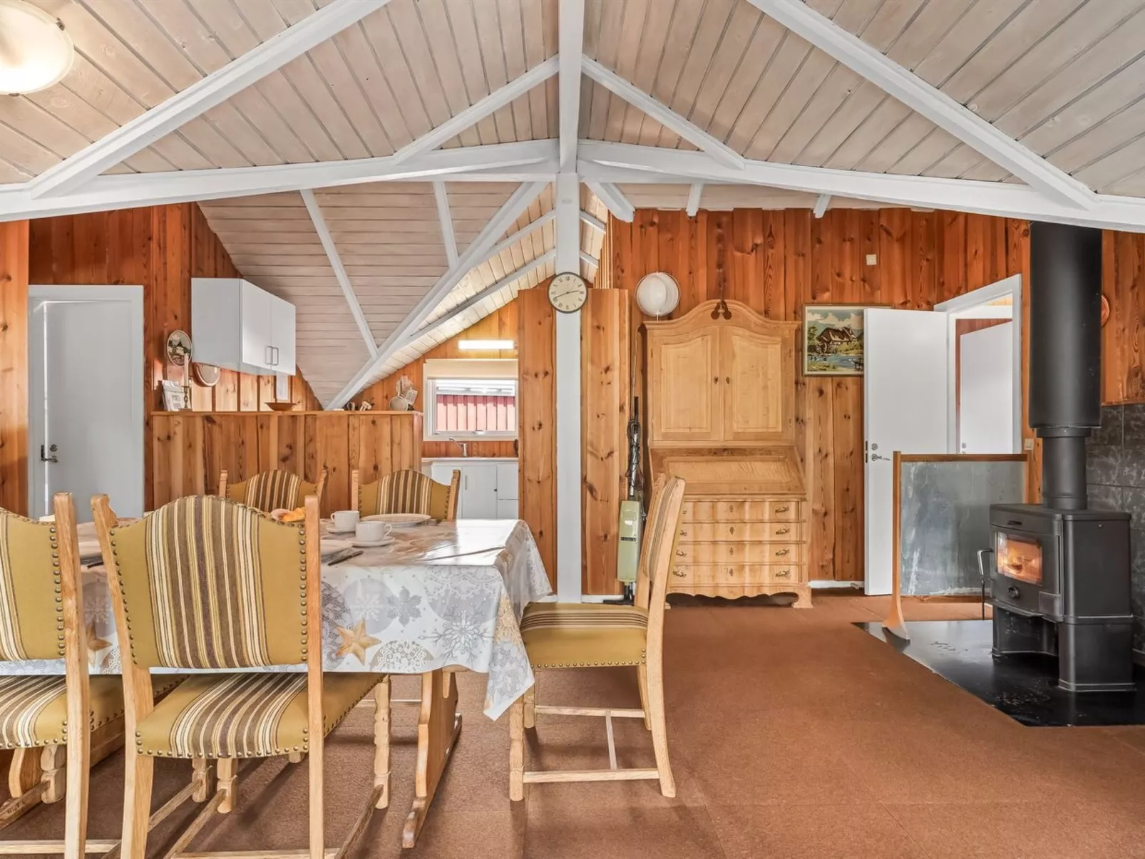 "Ylvie" - 500m from the sea-Drinnen