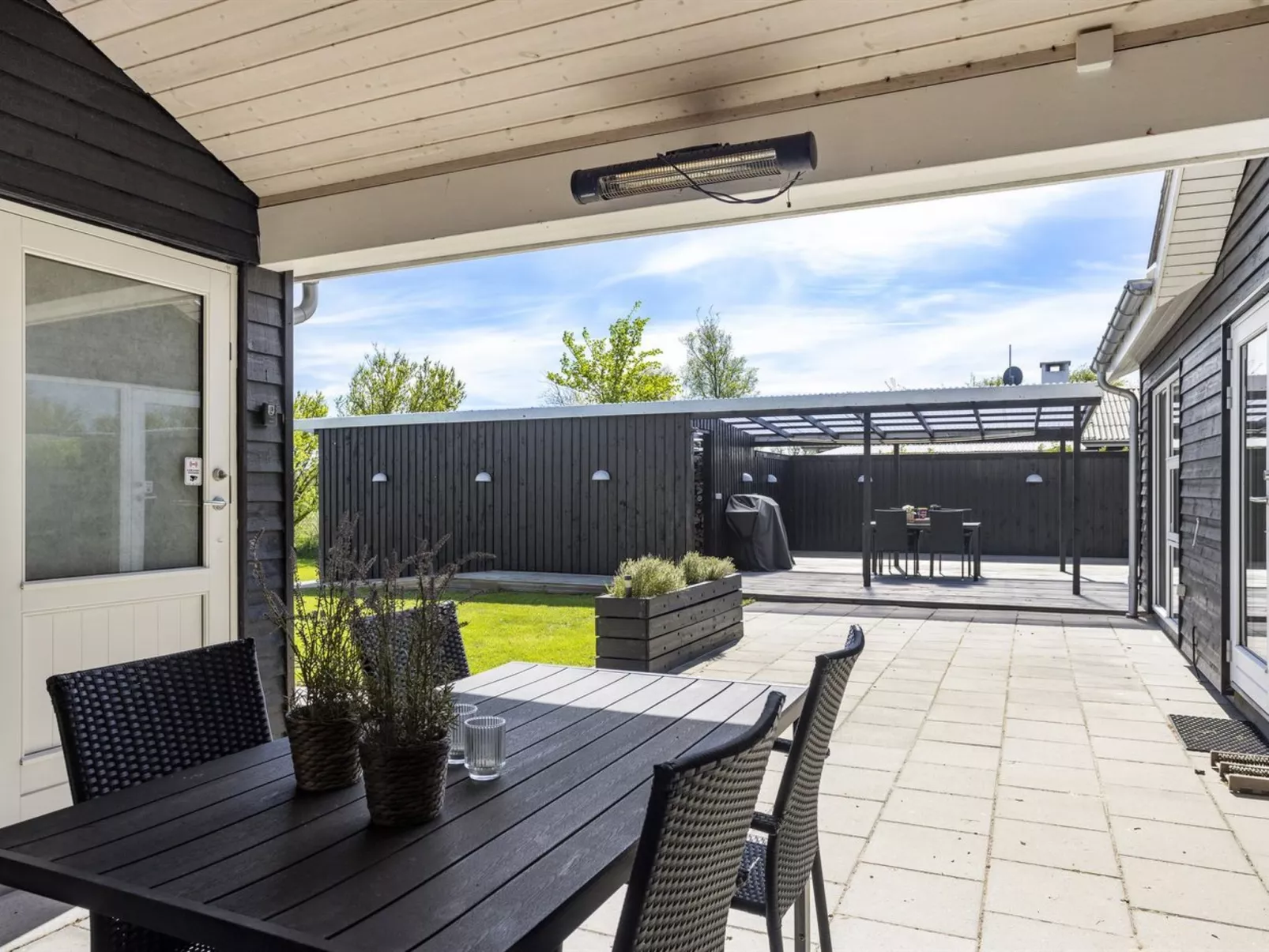 "Herwarth" - 400m from the sea-Outside