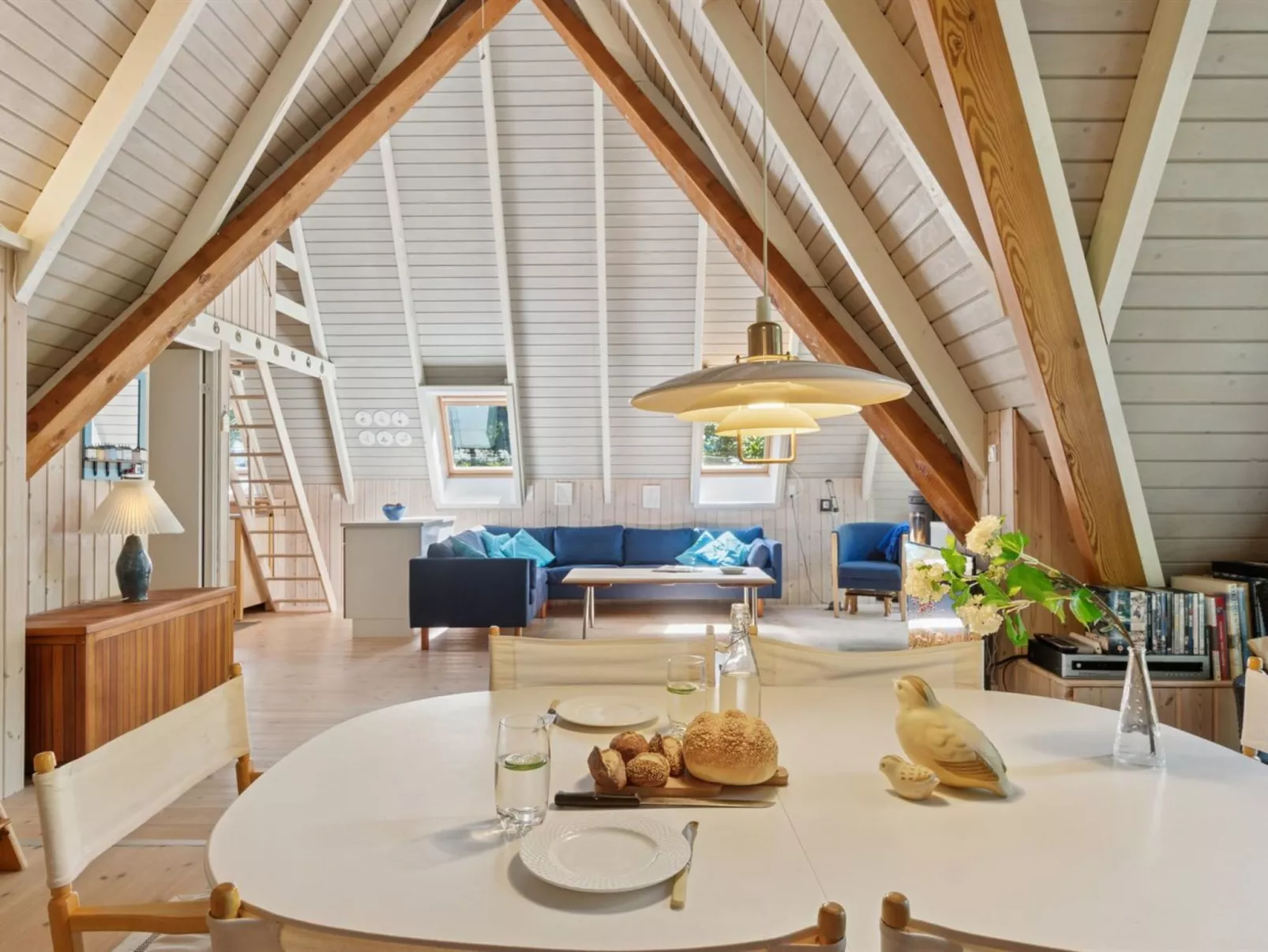 "Thrond" - 500m from the sea-Inside