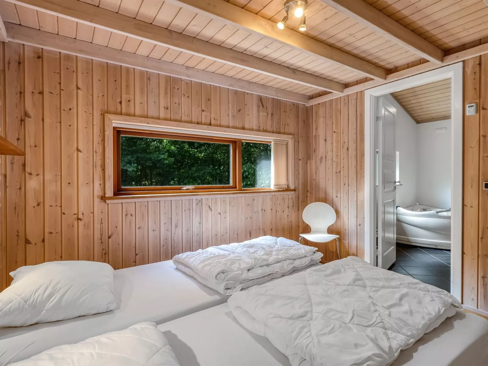 "Rosaline" - 500m from the sea-Drinnen