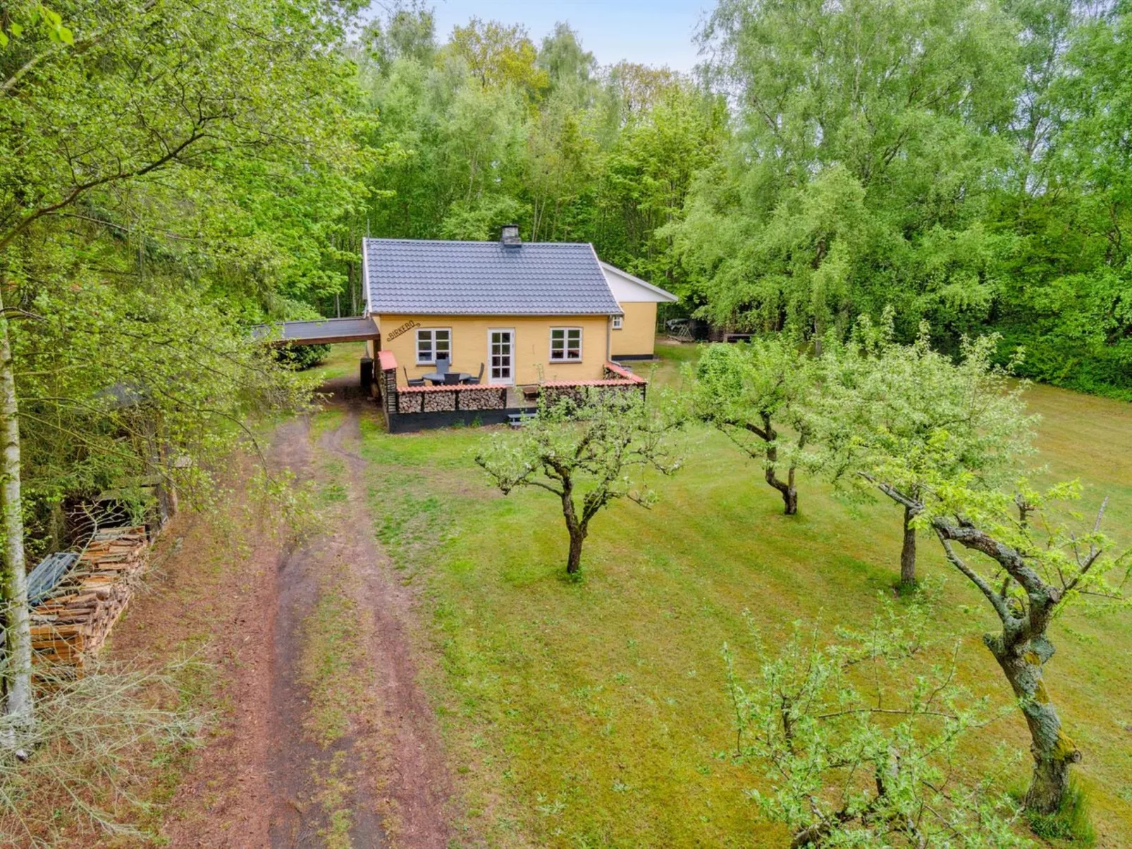 "Andri" - 1.5km from the sea-Outside