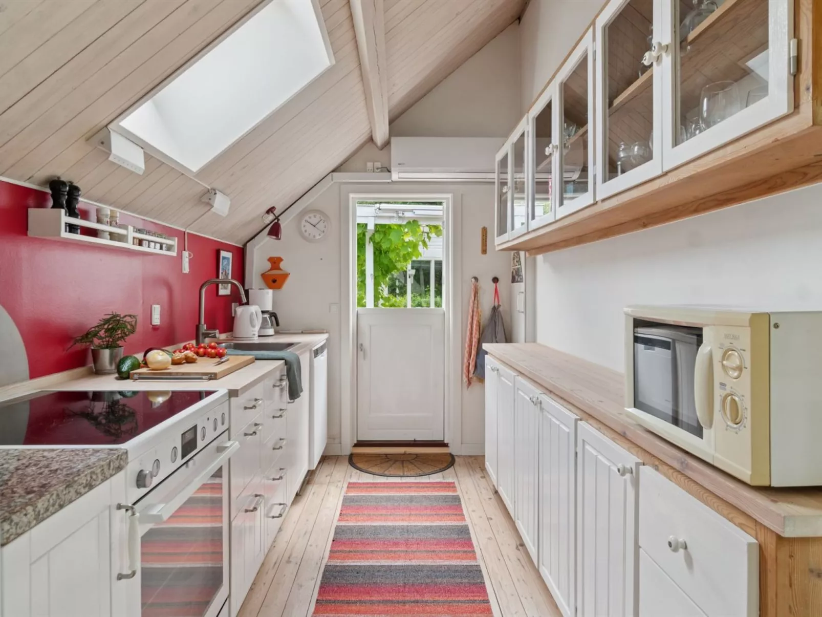 "Helfrida" - 925m from the sea-Inside