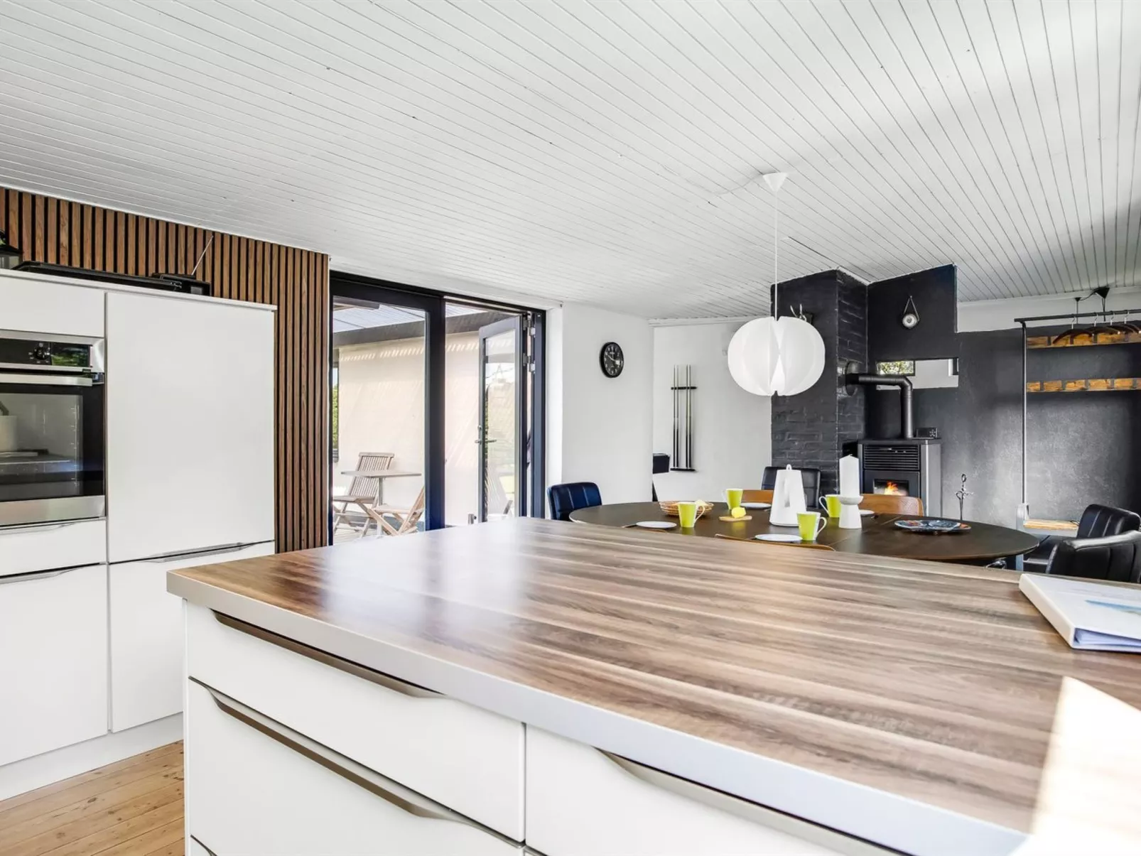 "Anabel" - 600m from the sea-Drinnen