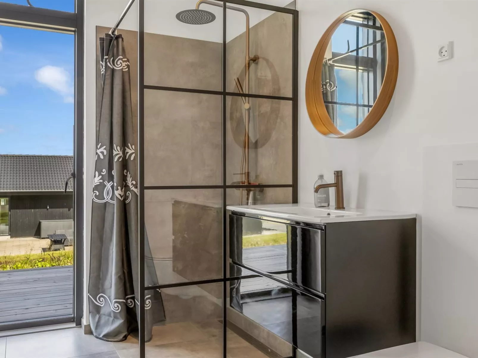 "Heidie" - 600m from the sea-Drinnen