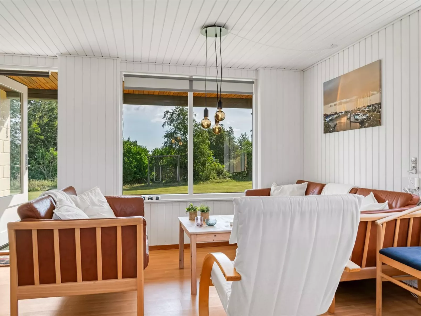 "Lillan" -  from the sea-Inside