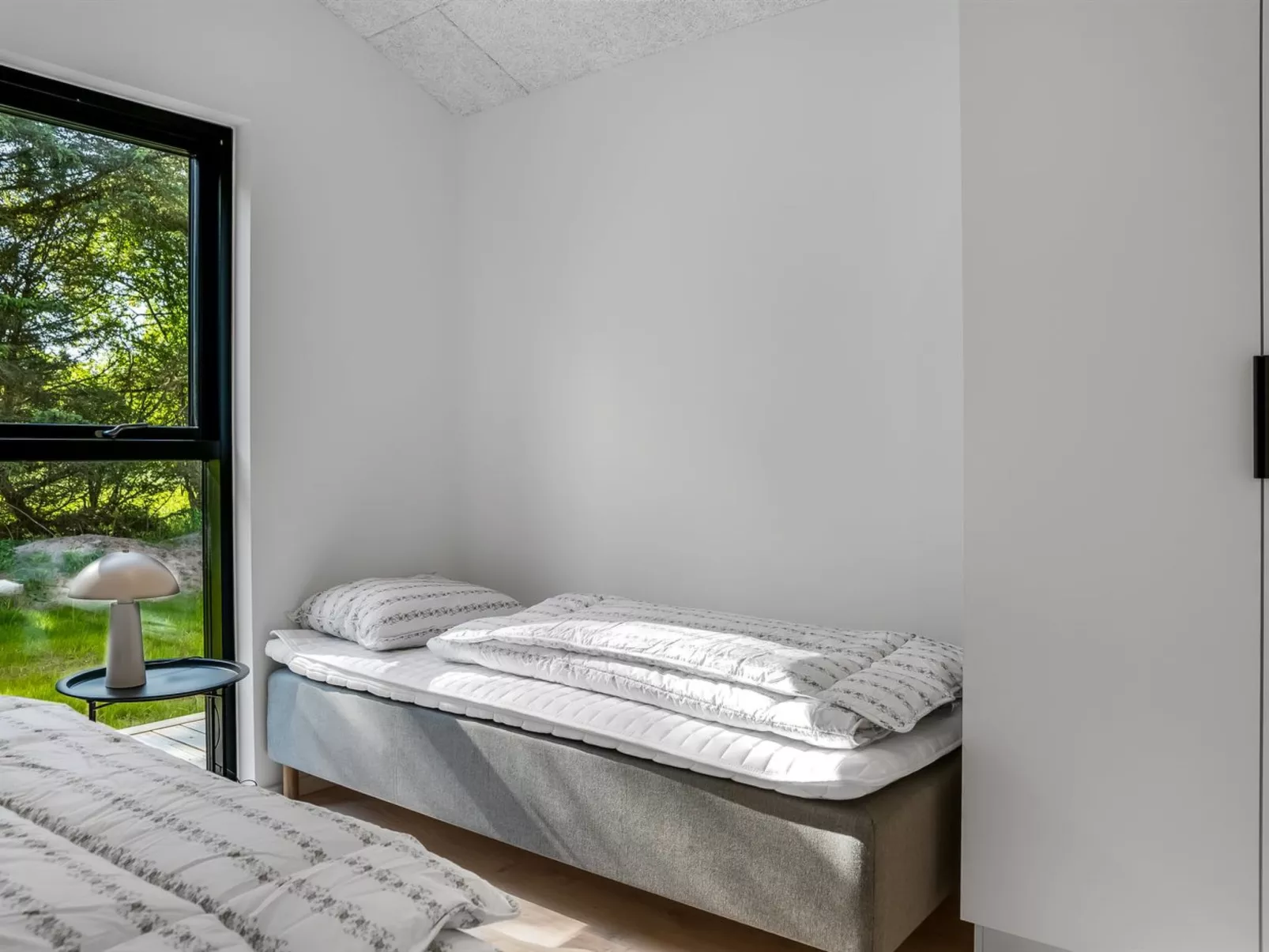 "Silja" - 900m from the sea-Inside