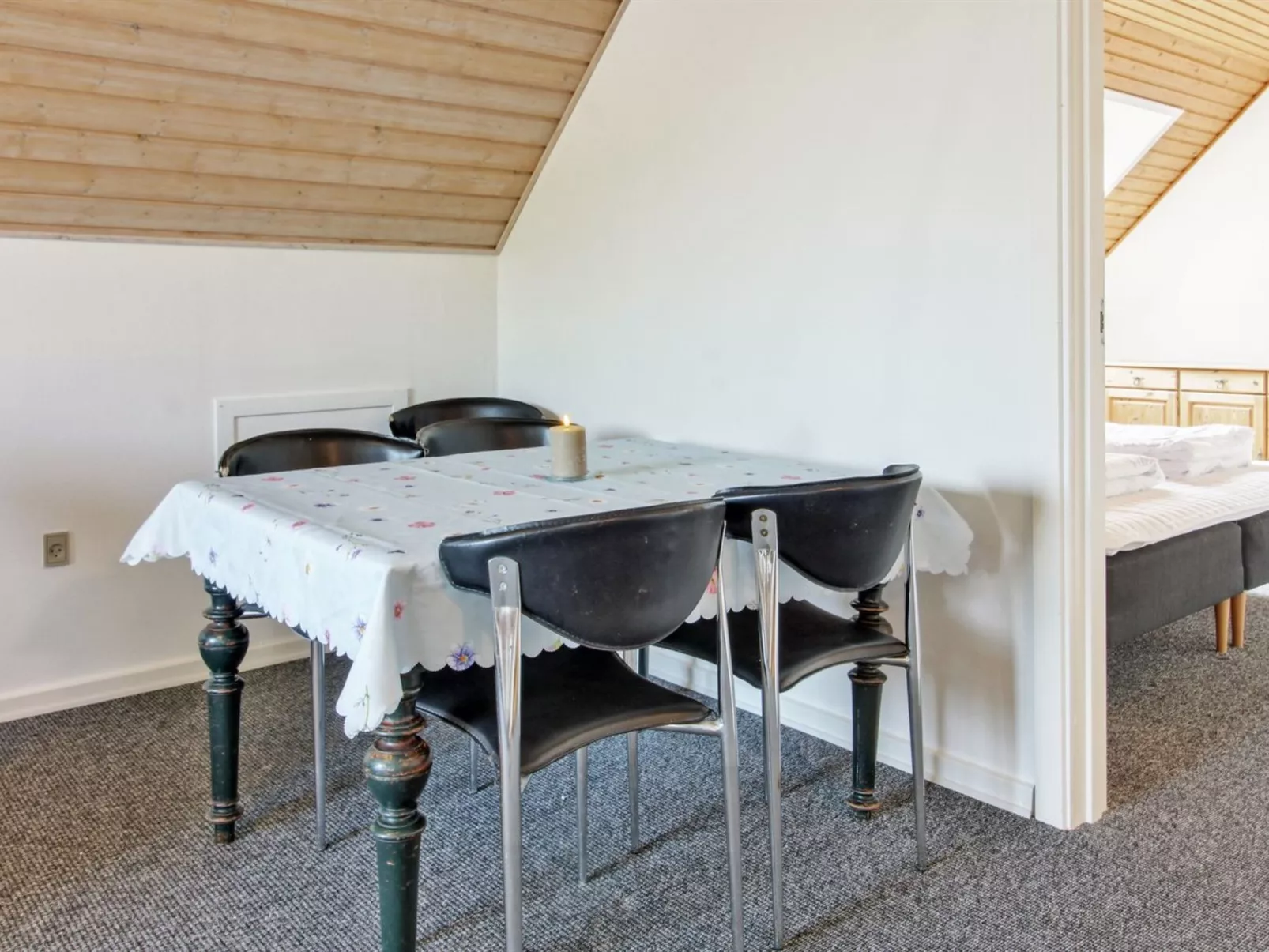 "Drine" - 19km from the sea-Inside