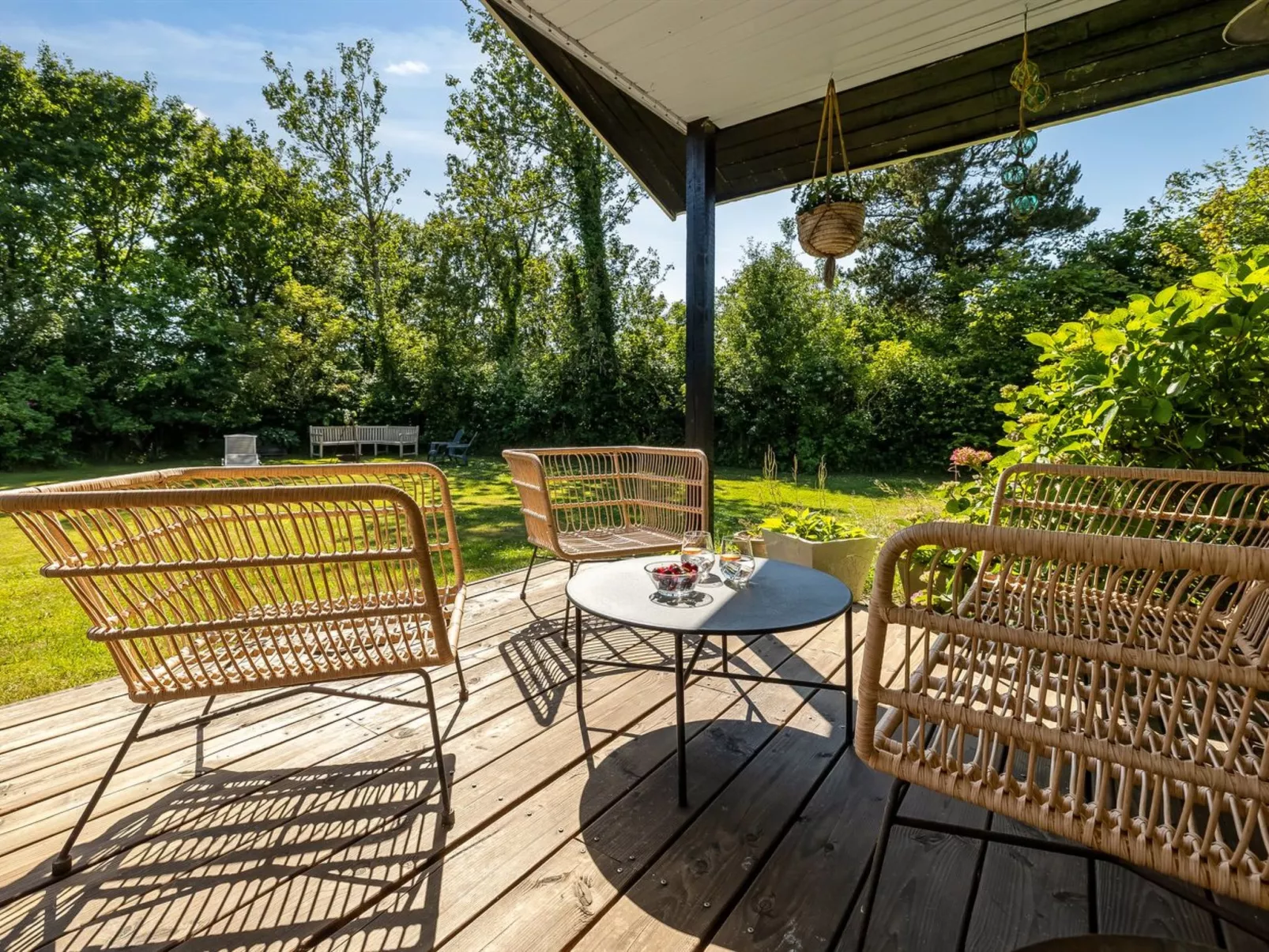 "Voitto" - 1km to the fjord-Draußen