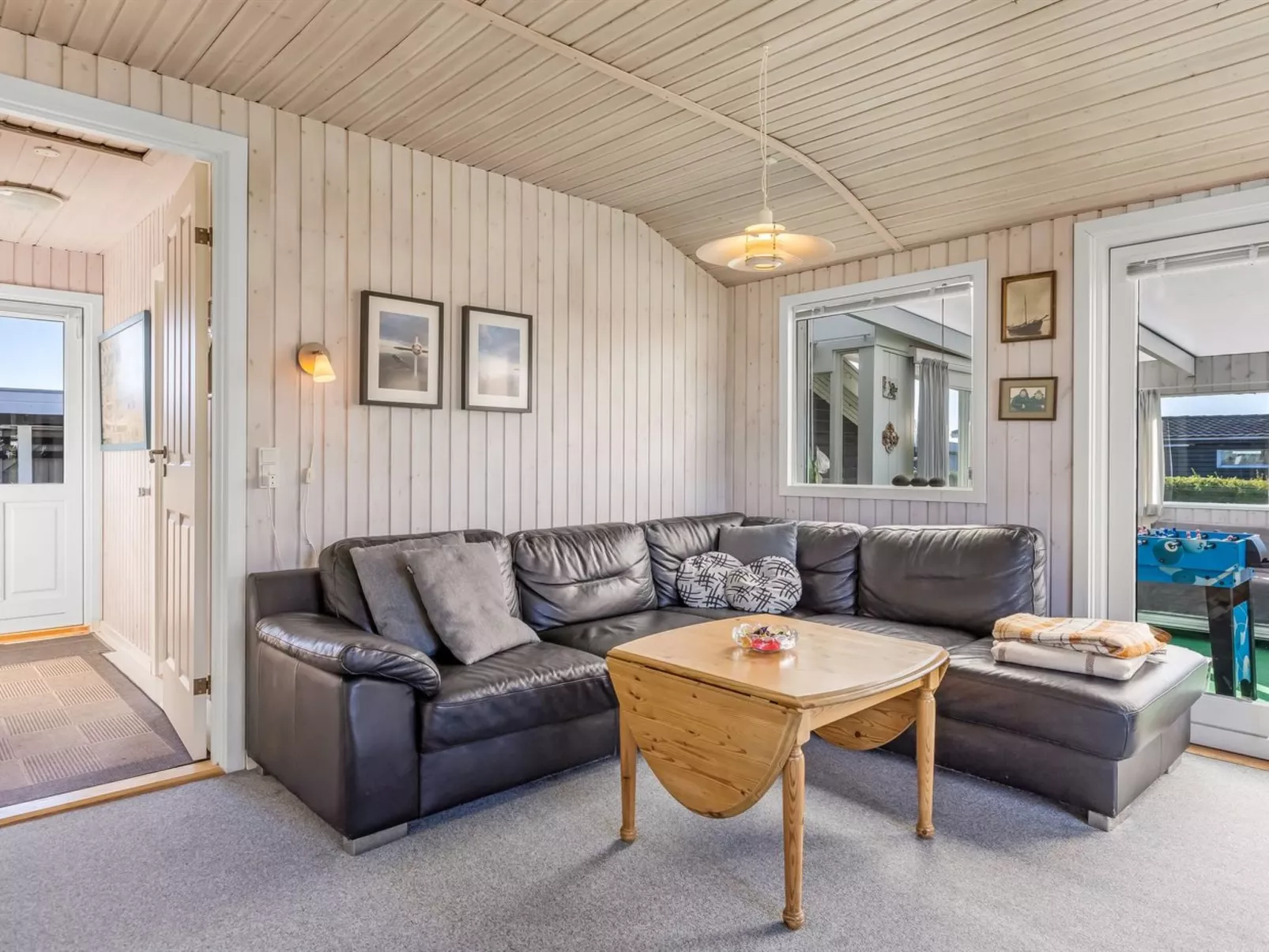 "Raymond" - 175m from the sea-Drinnen