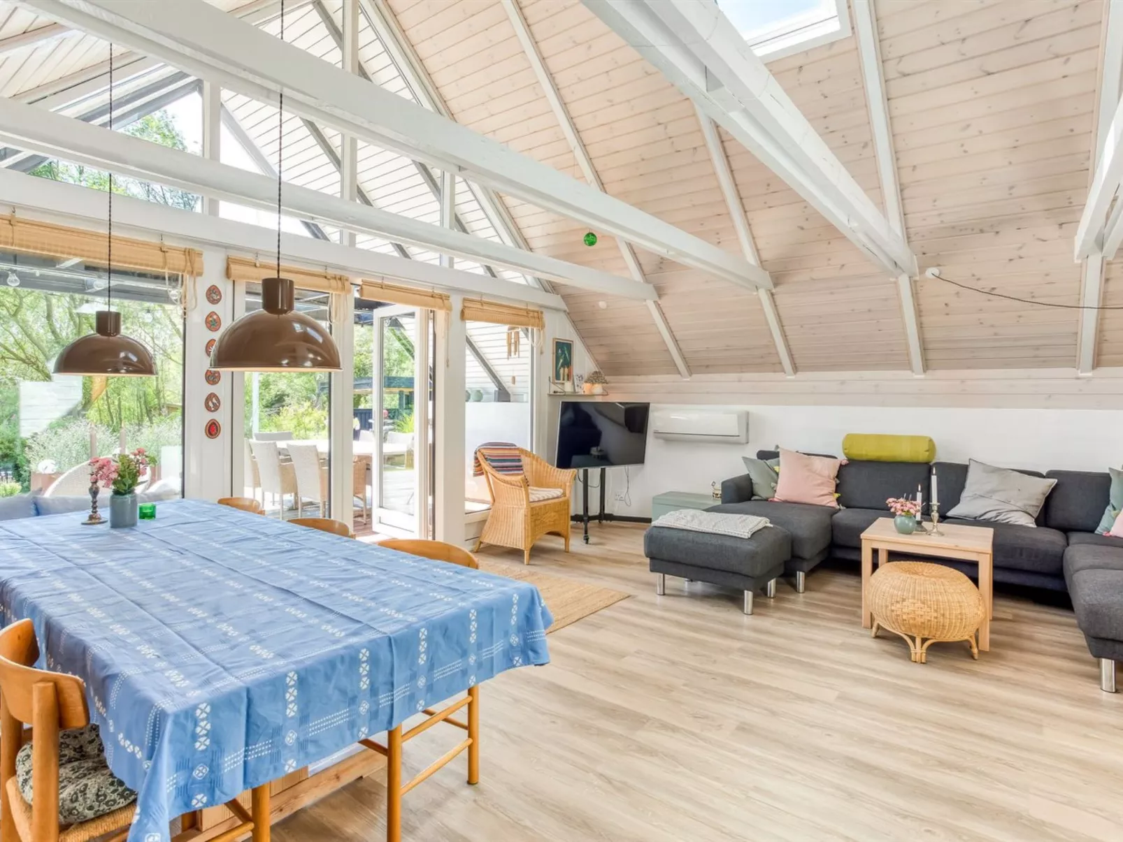 "Frodde" - 200m from the sea-Drinnen