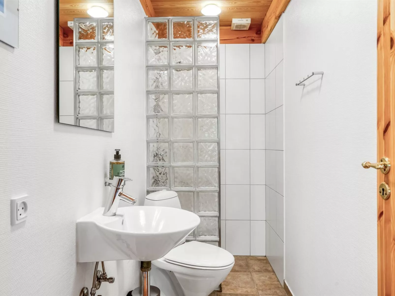 "Devis" -  from the sea-Drinnen