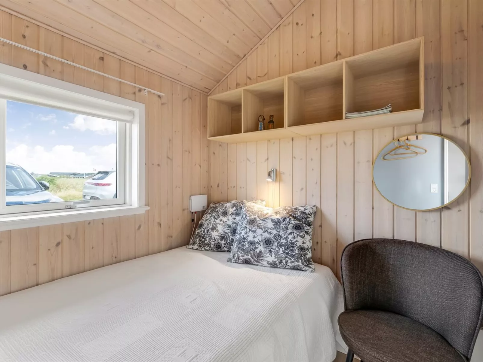 "Effie" - 500m from the sea-Dedans