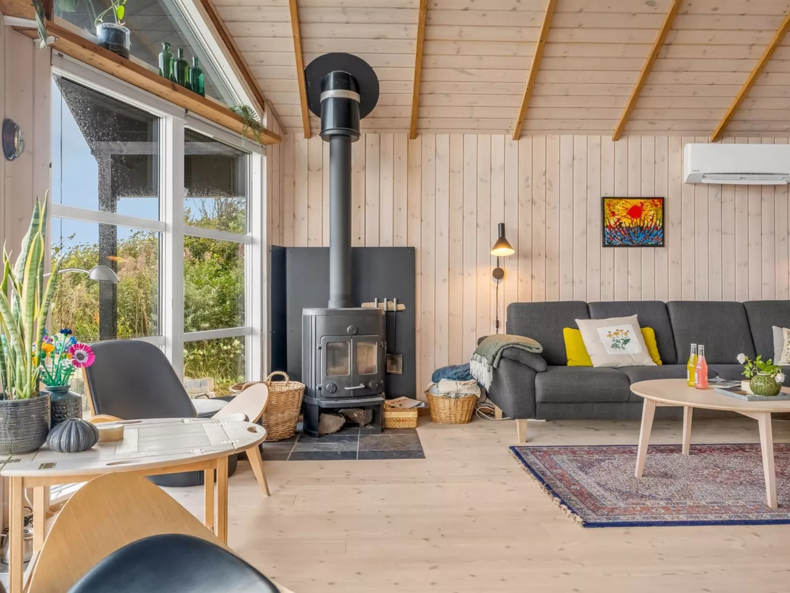 "Diderik" - 20m to the fjord-Inside