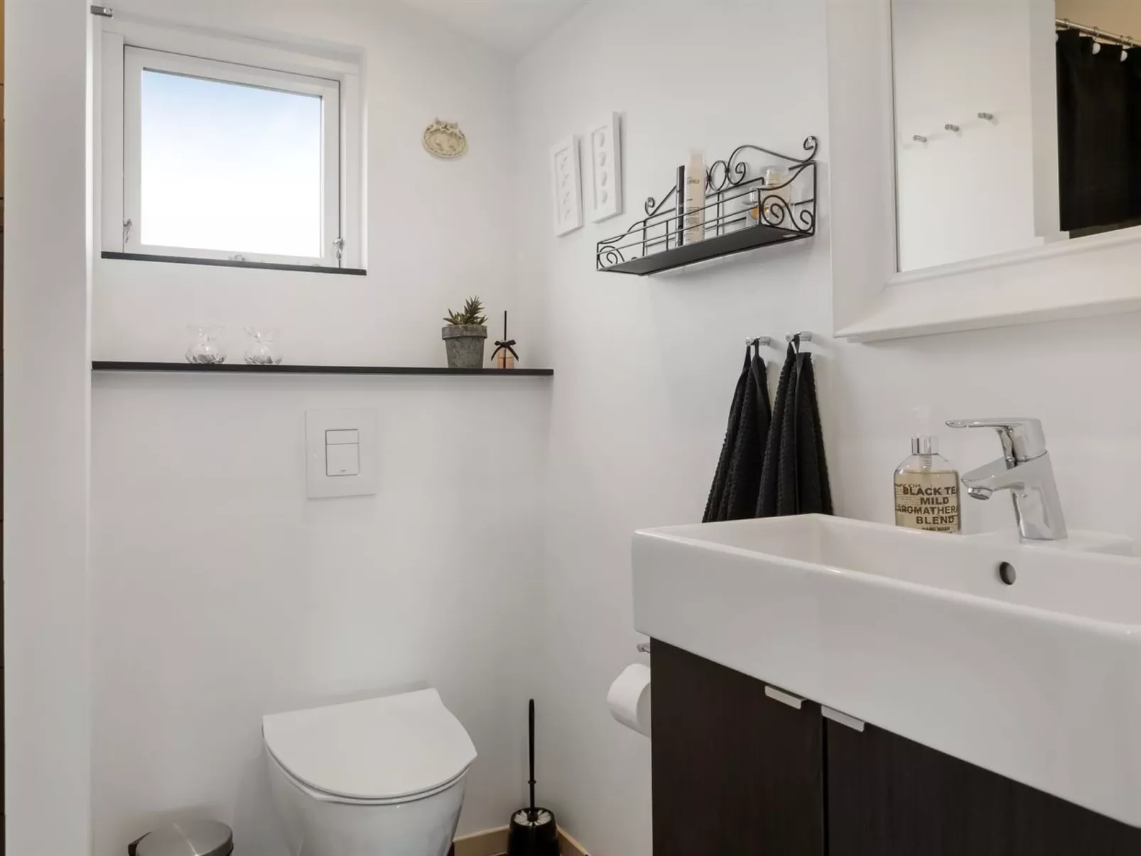 "Thit" - 90m from the sea-Dedans