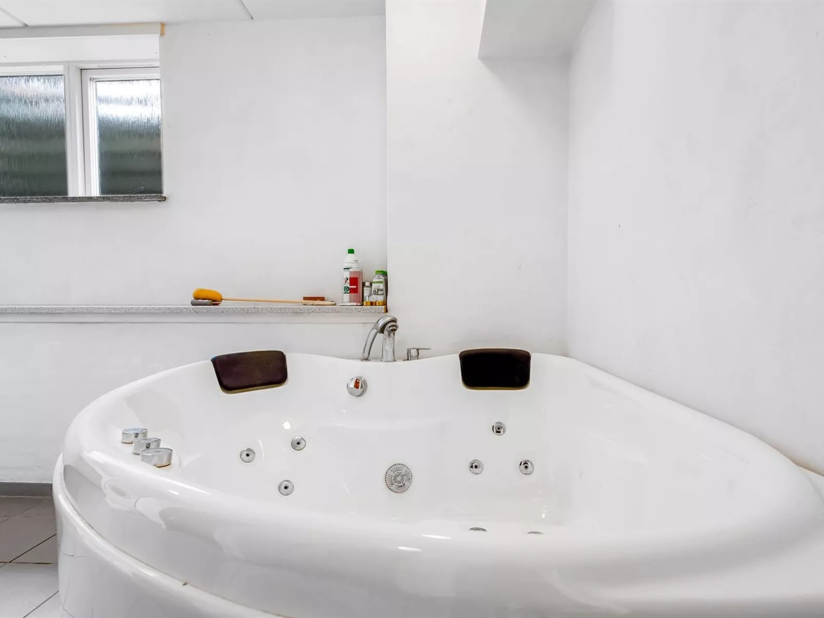 "Jonce" - 800m from the sea-Dedans