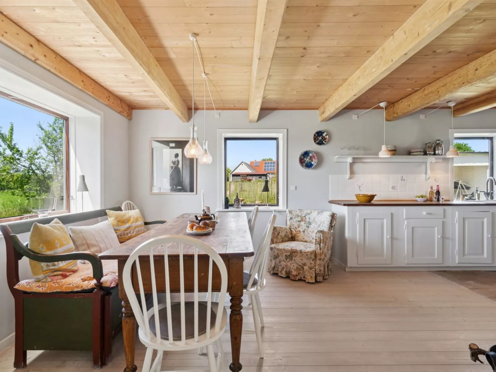 "Aarni" - 6.5km from the sea-Inside