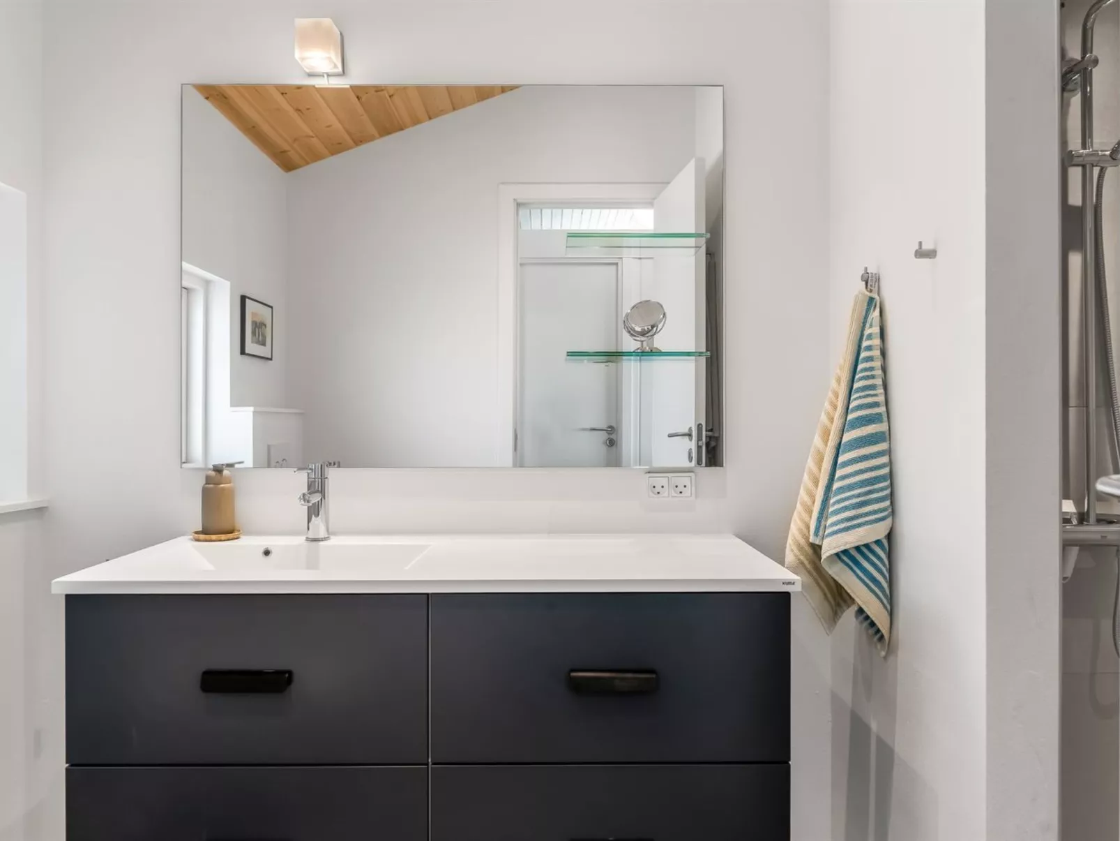 "Jannus" - 600m from the sea-Drinnen