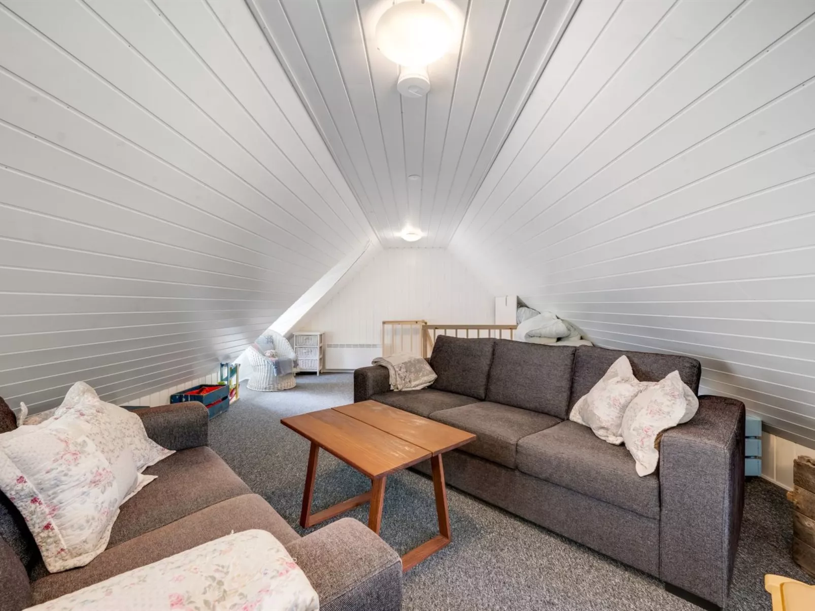 "Reinhard" -  from the sea-Drinnen