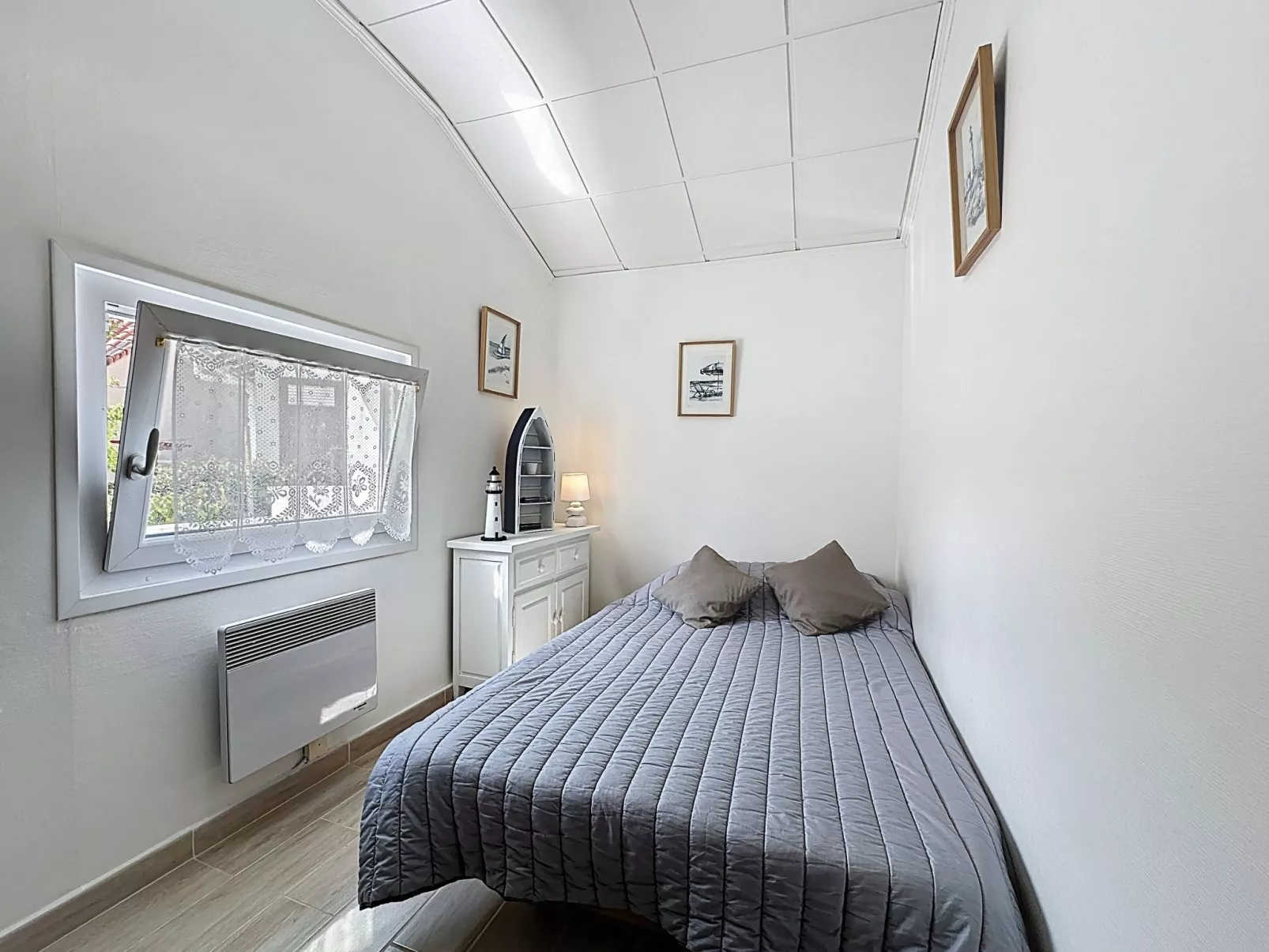 Les Coquillages-Inside