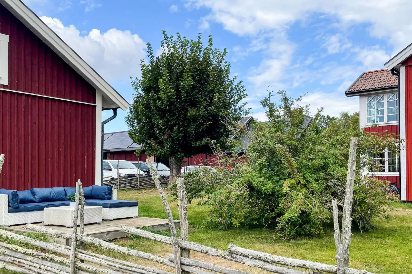 Nature Retreat on Farm in Berga-Outdoor