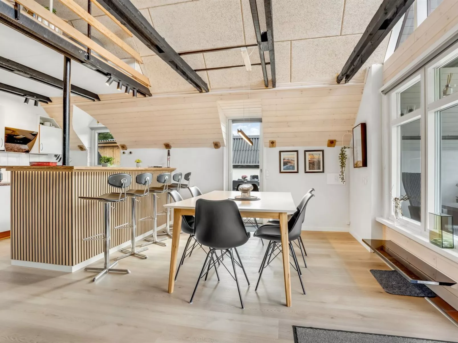 "Milutin" - 650m from the sea-Inside