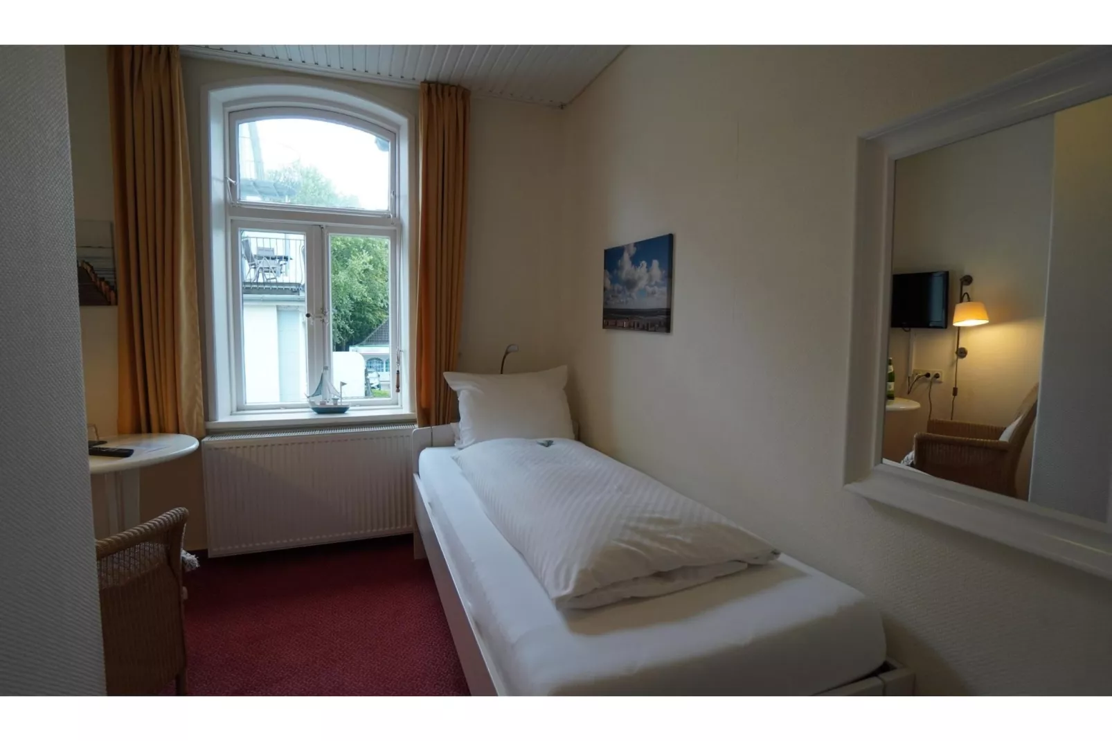 Ferienhaus Hilligenlei-Bedroom