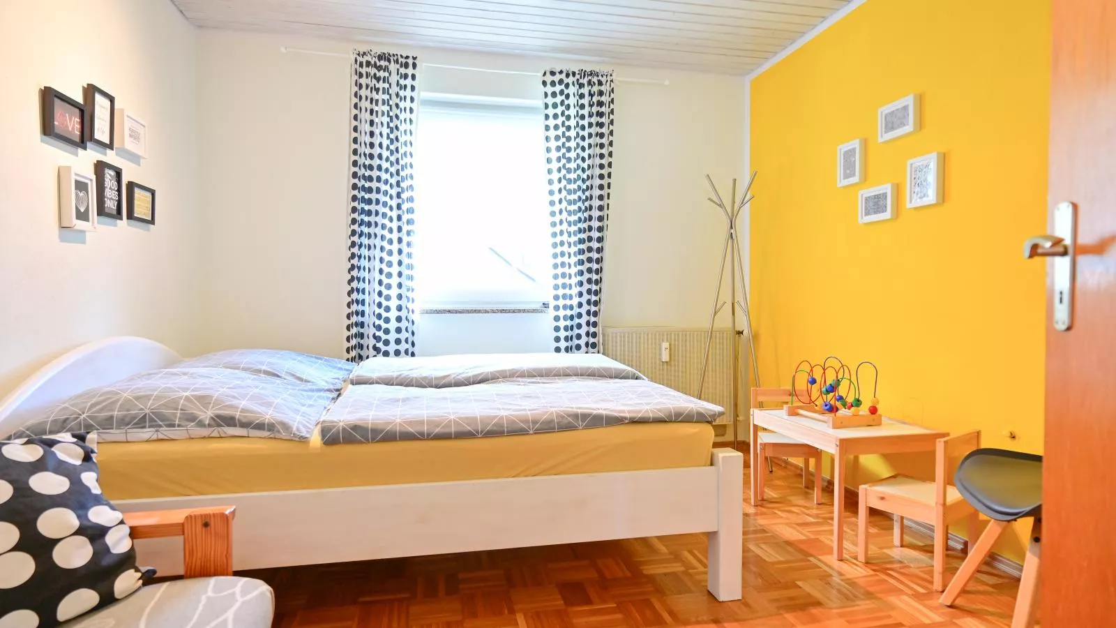 Bärenhöhle-Schlafzimmer