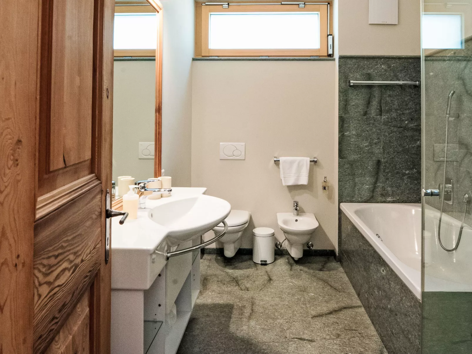 Chesa Spuonda Verde 2.5-Dedans