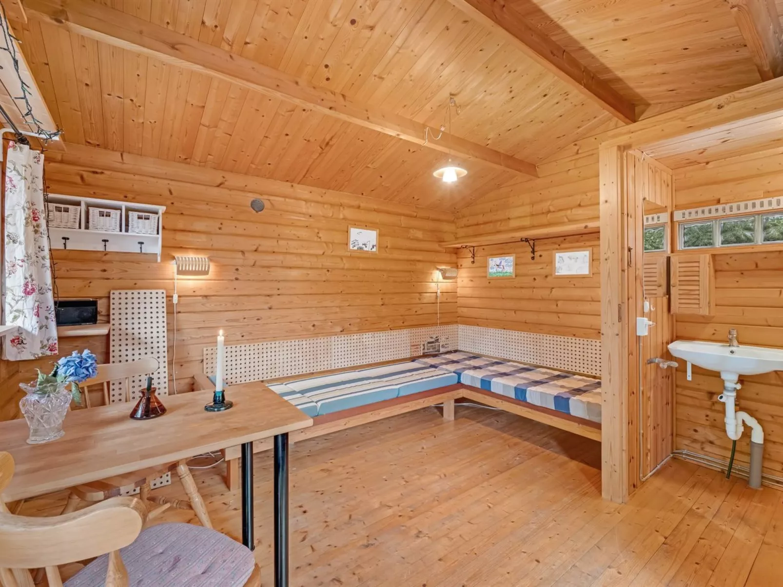 "Elea" - 450m to the fjord-Dedans