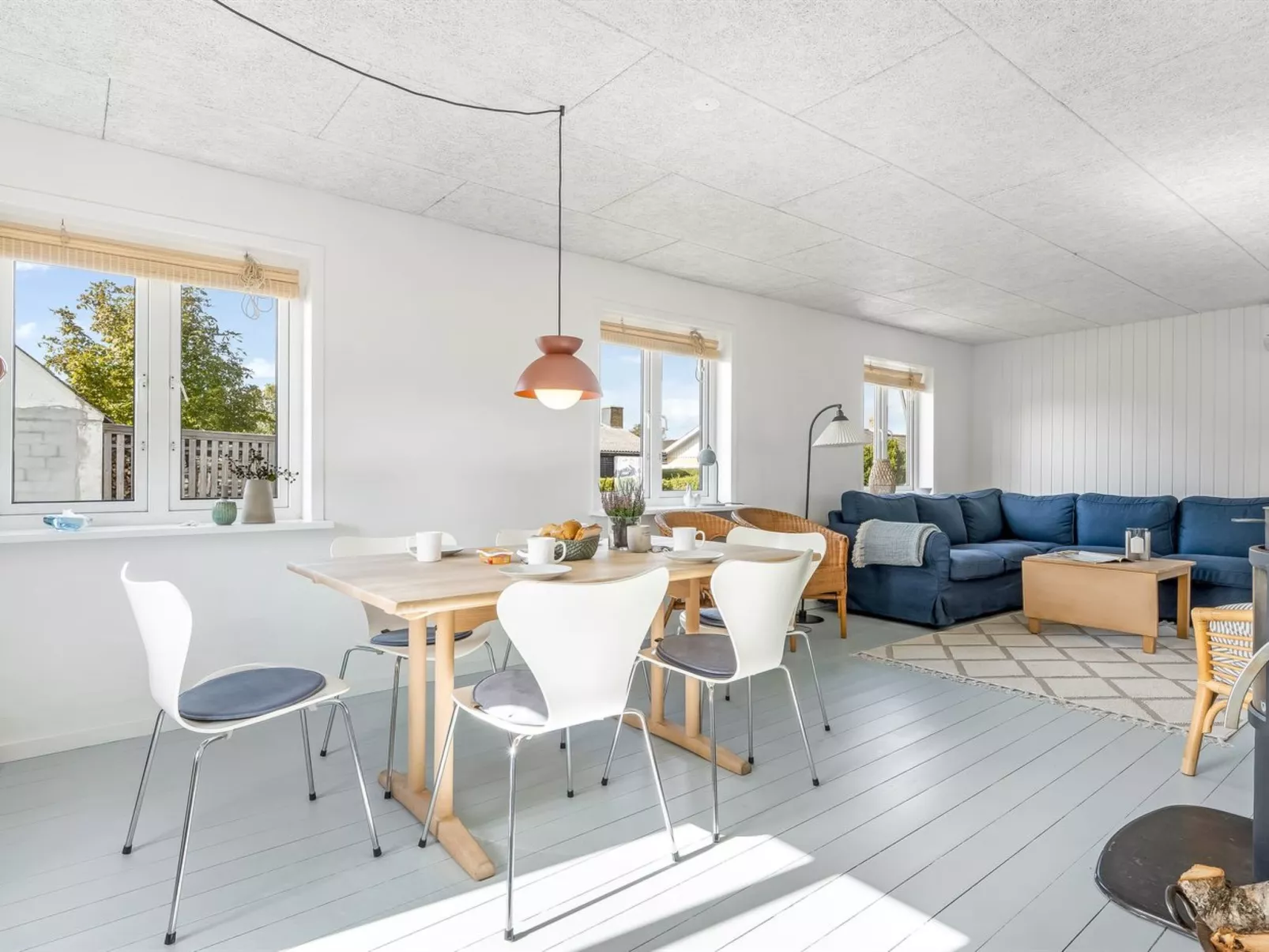 "Alpi" - 270m from the sea-Inside