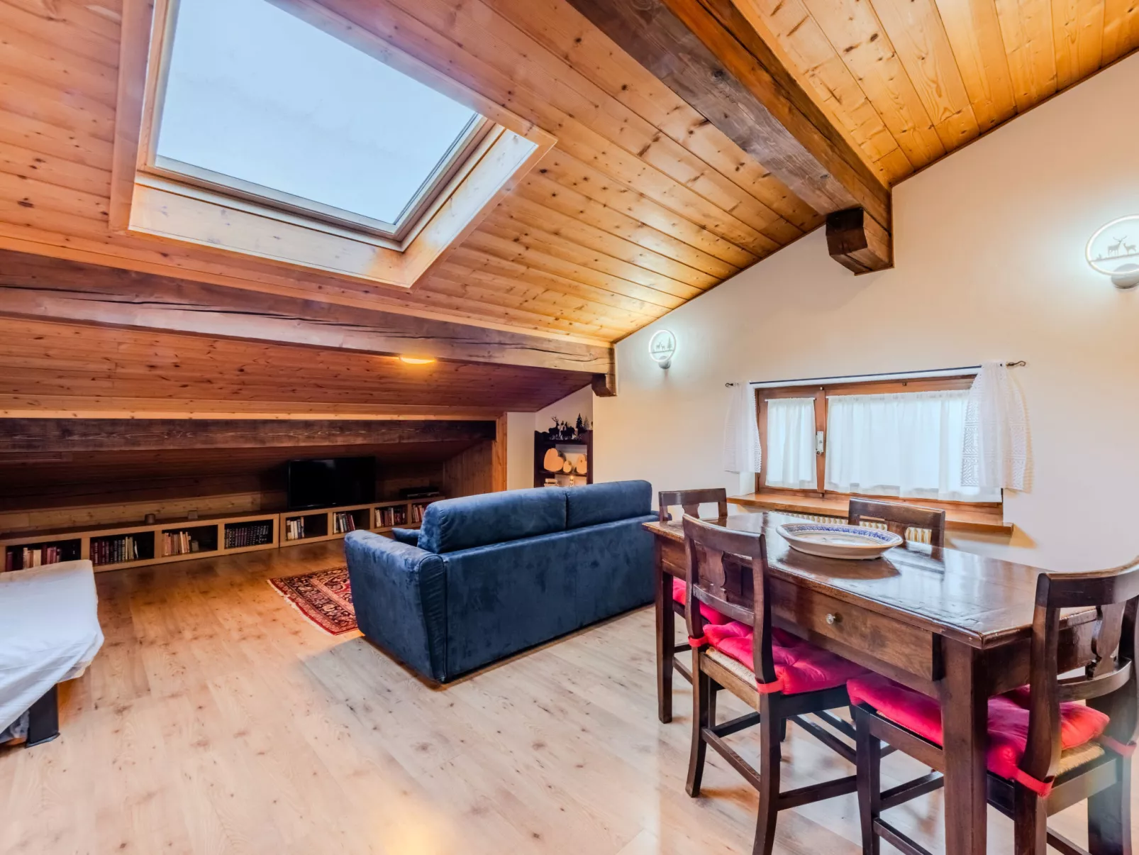 Mansarda in Legno San Rocco-Drinnen