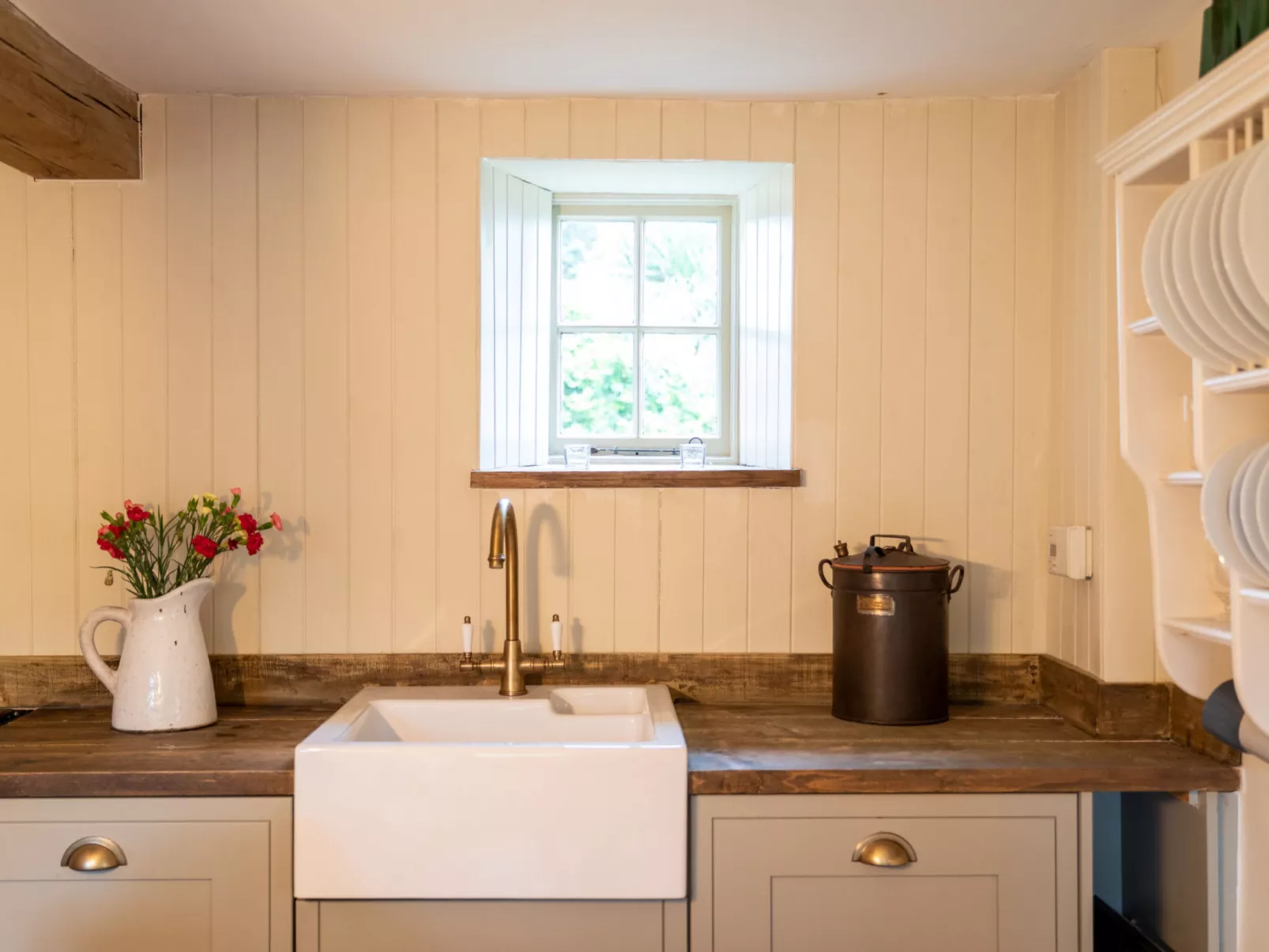 Islip Mill House - Beautiful Riverside Home-Inside