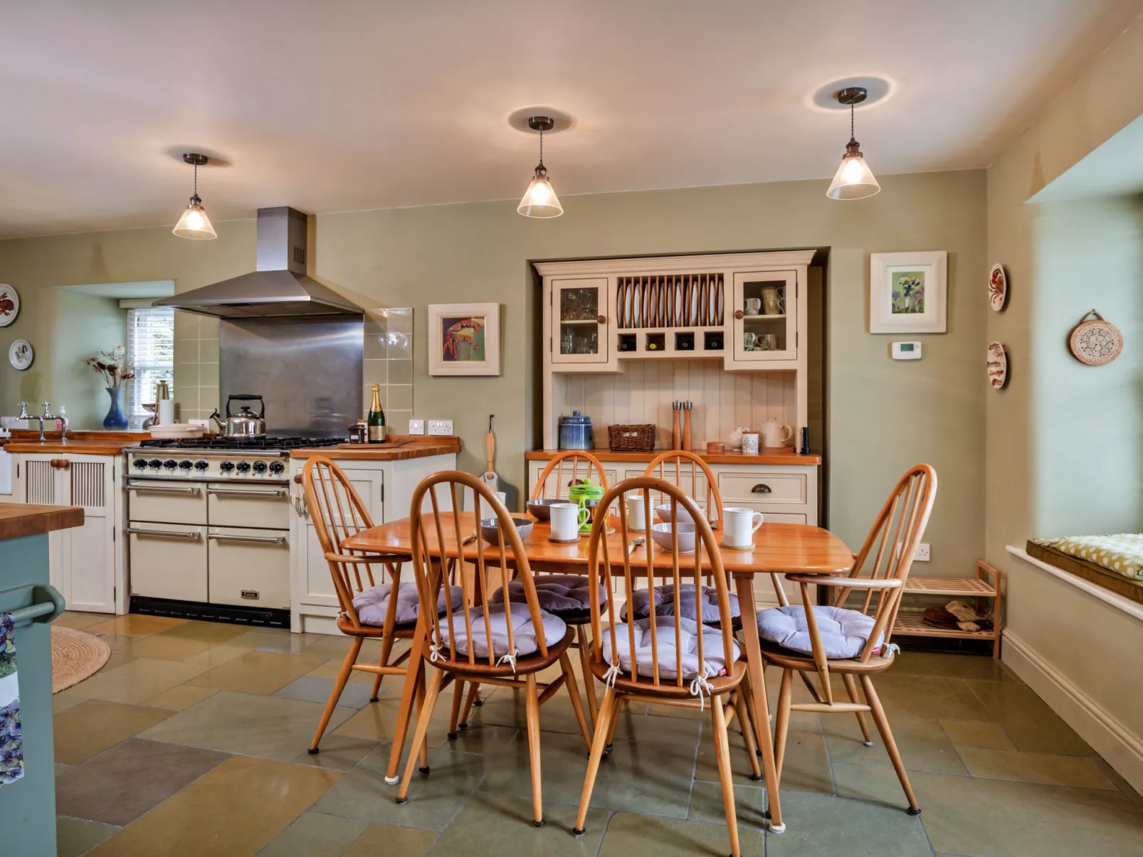 Swalebeck House-Inside