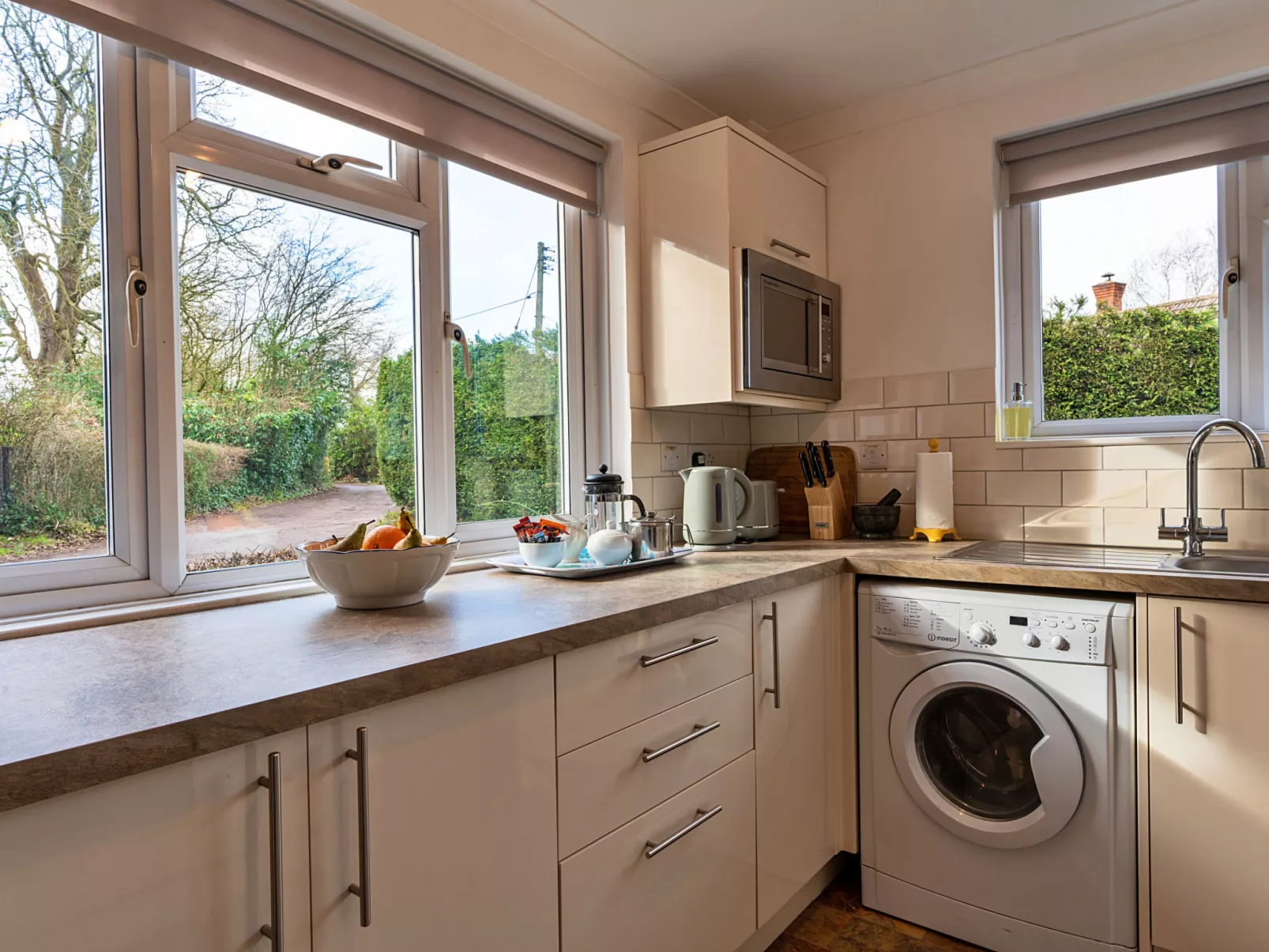 Glebe Cottage-Inside
