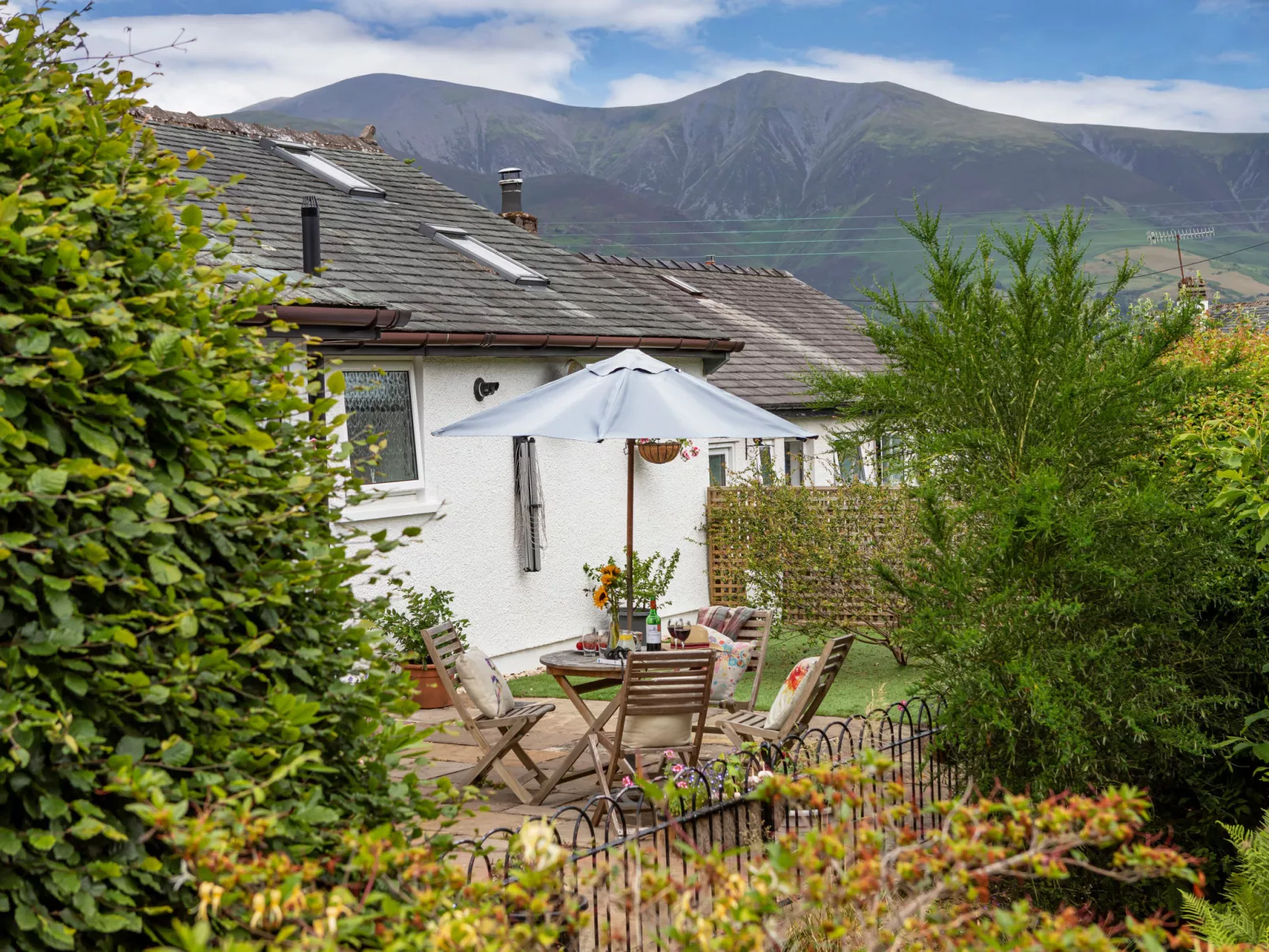 The Duck House-Outside