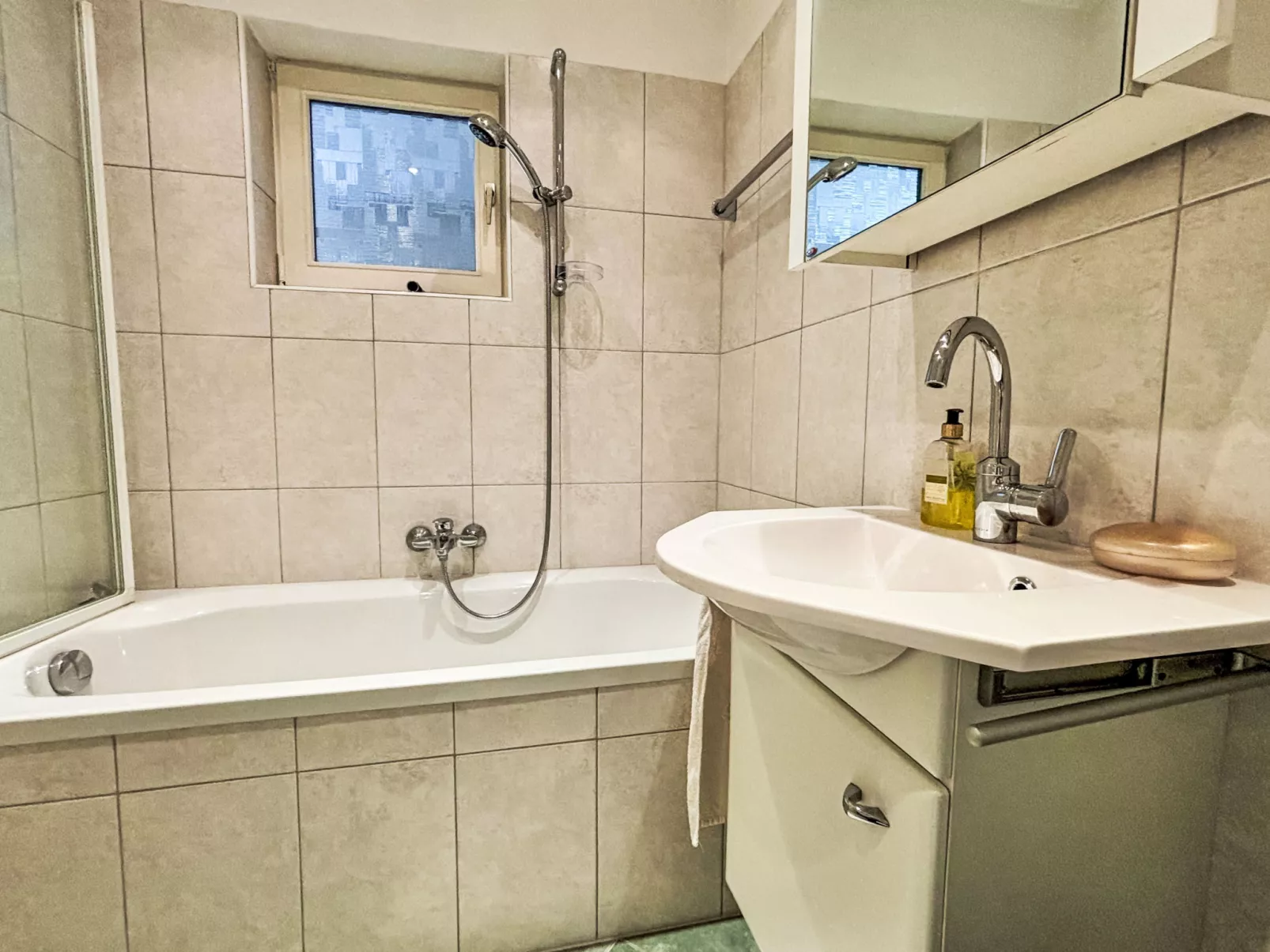 Apart Annemarie-Drinnen