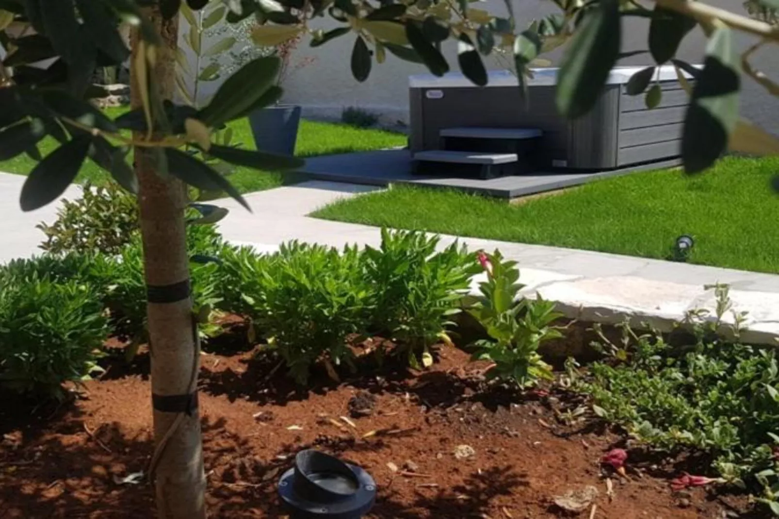 One bedroom apartment (A5)-Outdoor