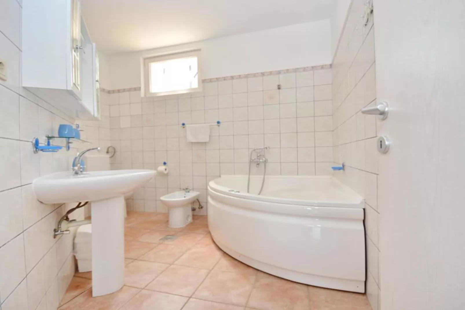 Two-Bedroom Apartment (Kadulja)-Bathroom