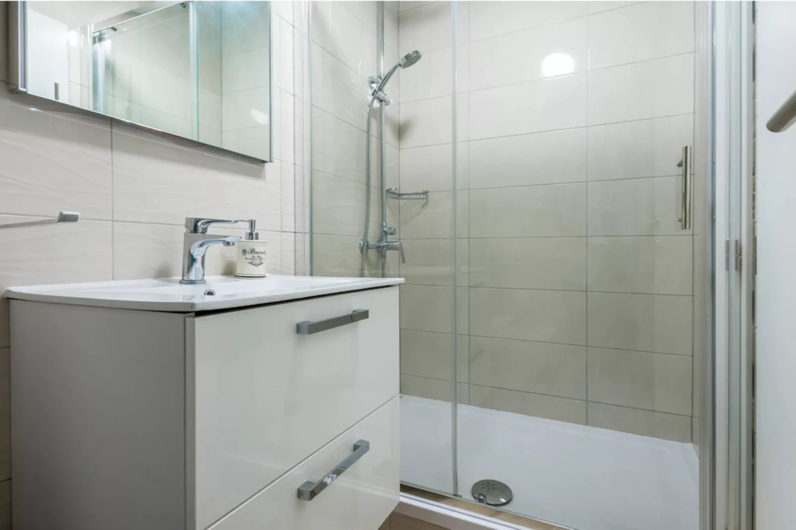 Villa Tomić Drniš - Siverić-Bathroom