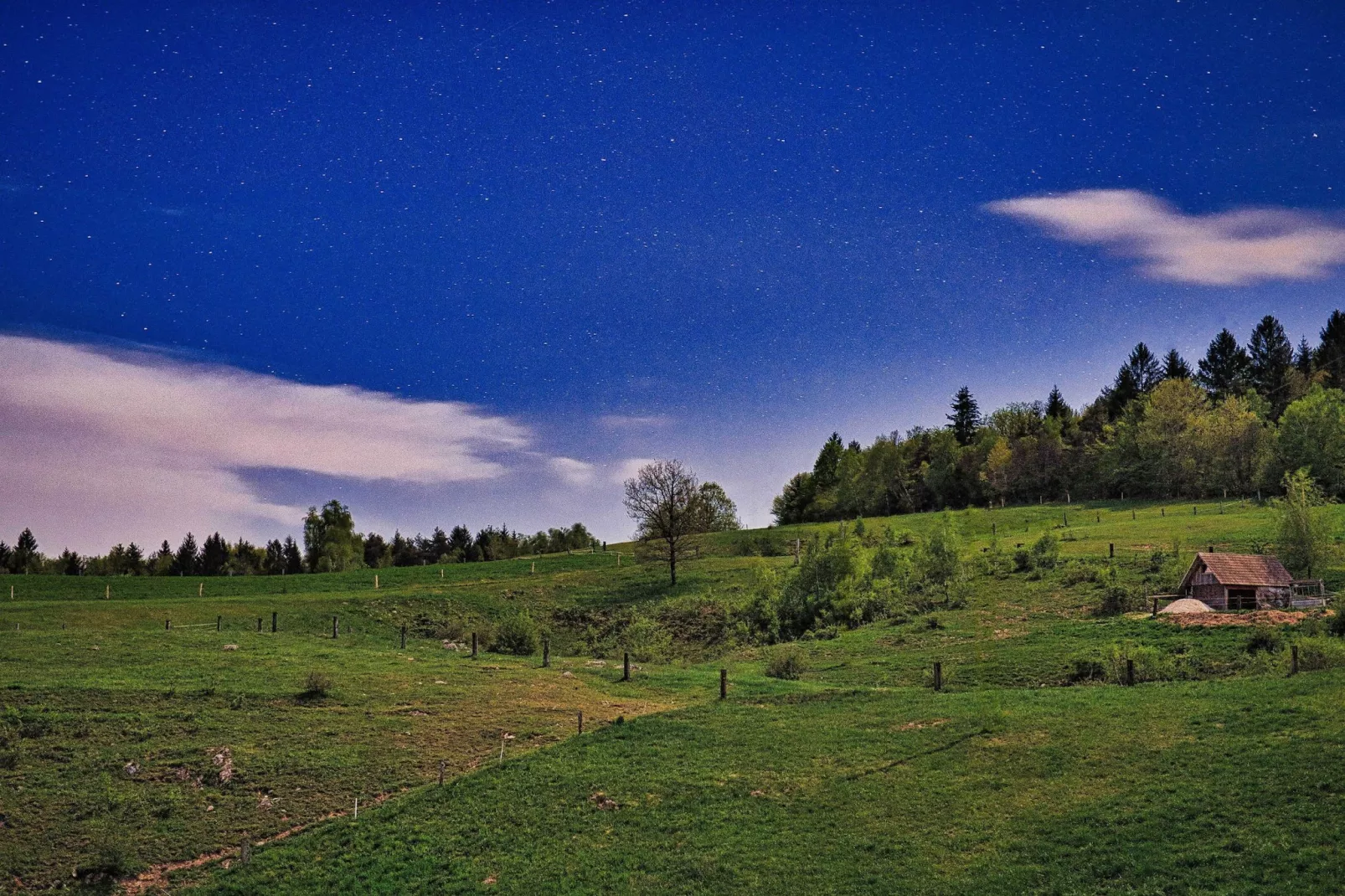 Visnja Gora Meadow Hideaway with Terrace - One Bedroom Cottage with Terrace (owner Hiška na skalci)-Im Freien