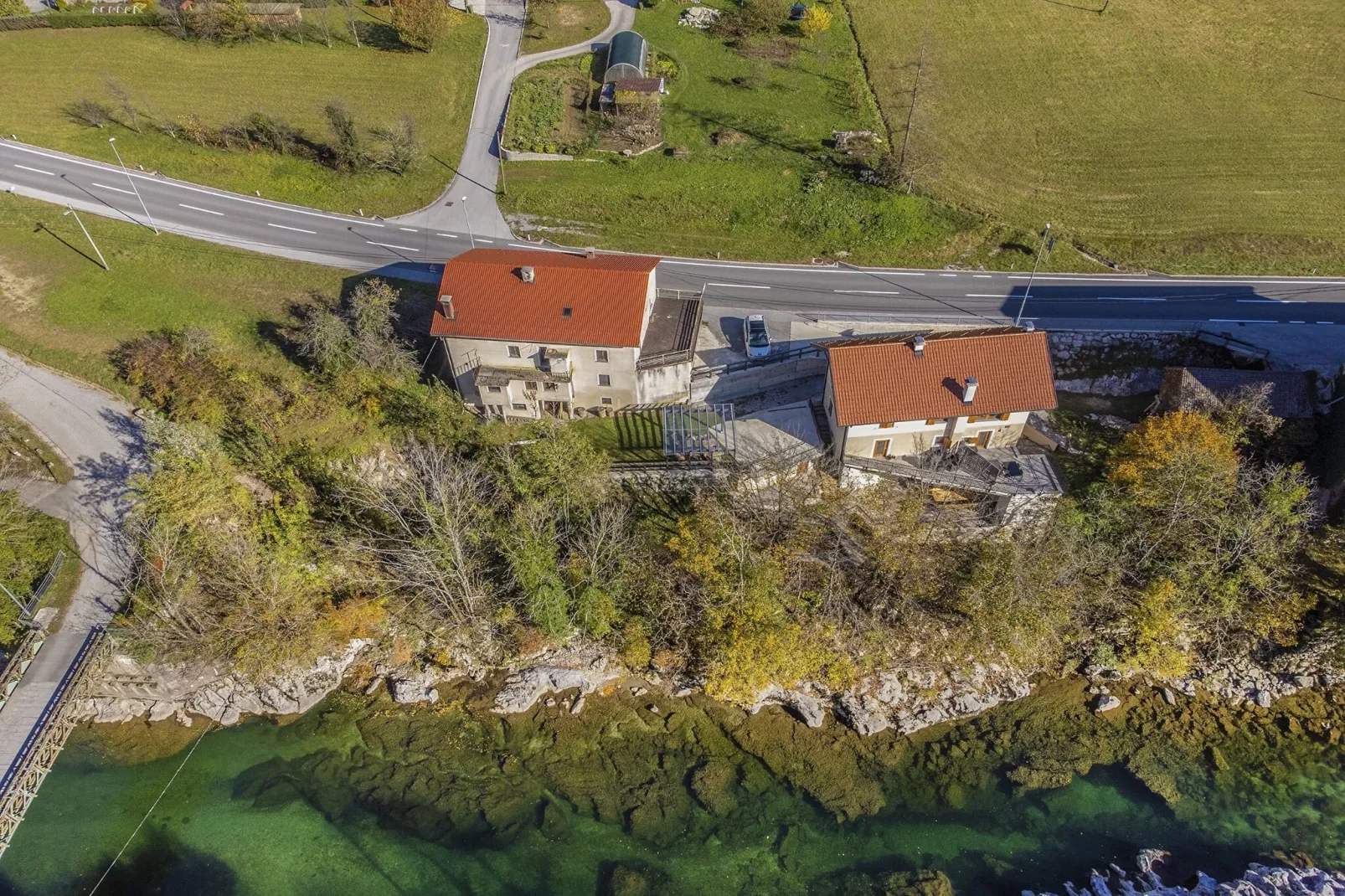 Riverside Rustic Ridge Apartments with Balcony - Two Bedroom Apartment with Balcony-View